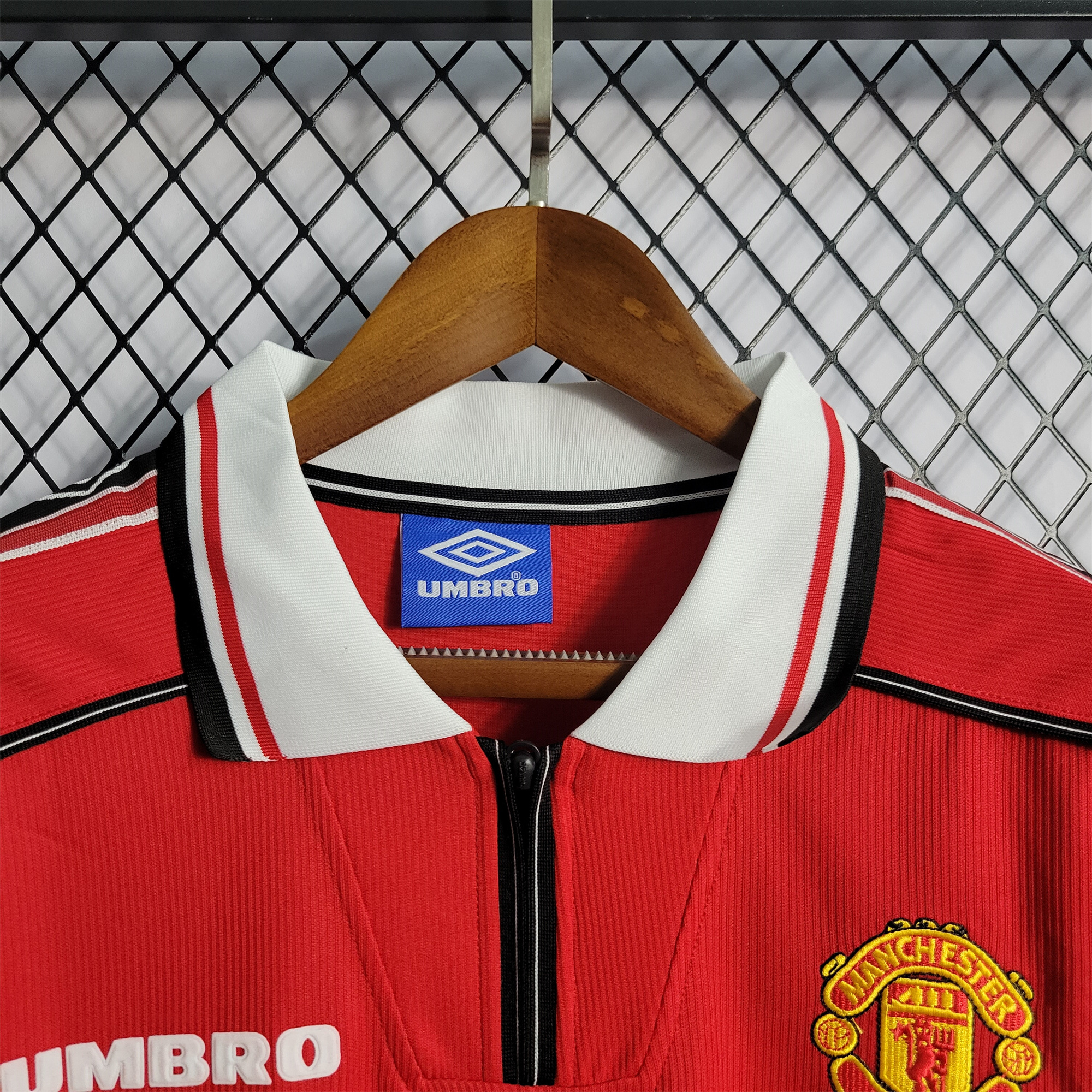 AlphaJersey-Retro Manchester United 98-99 Home Jersey