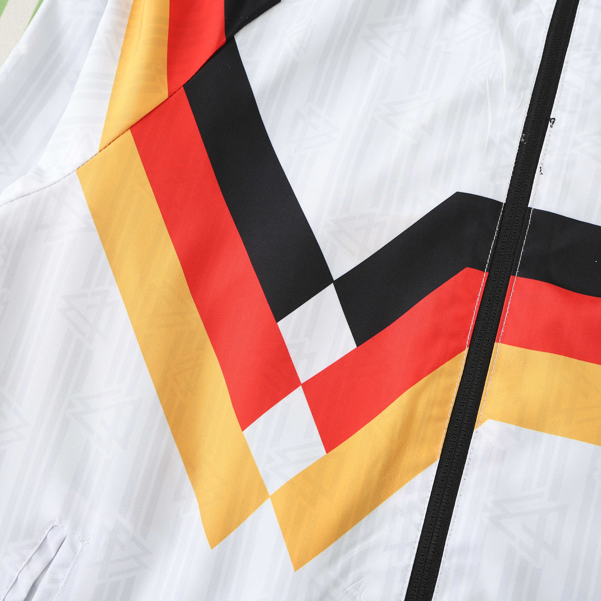 AlphaJersey-Retro Germany 1990 Double Sided Reversible Windbreaker - White & Black