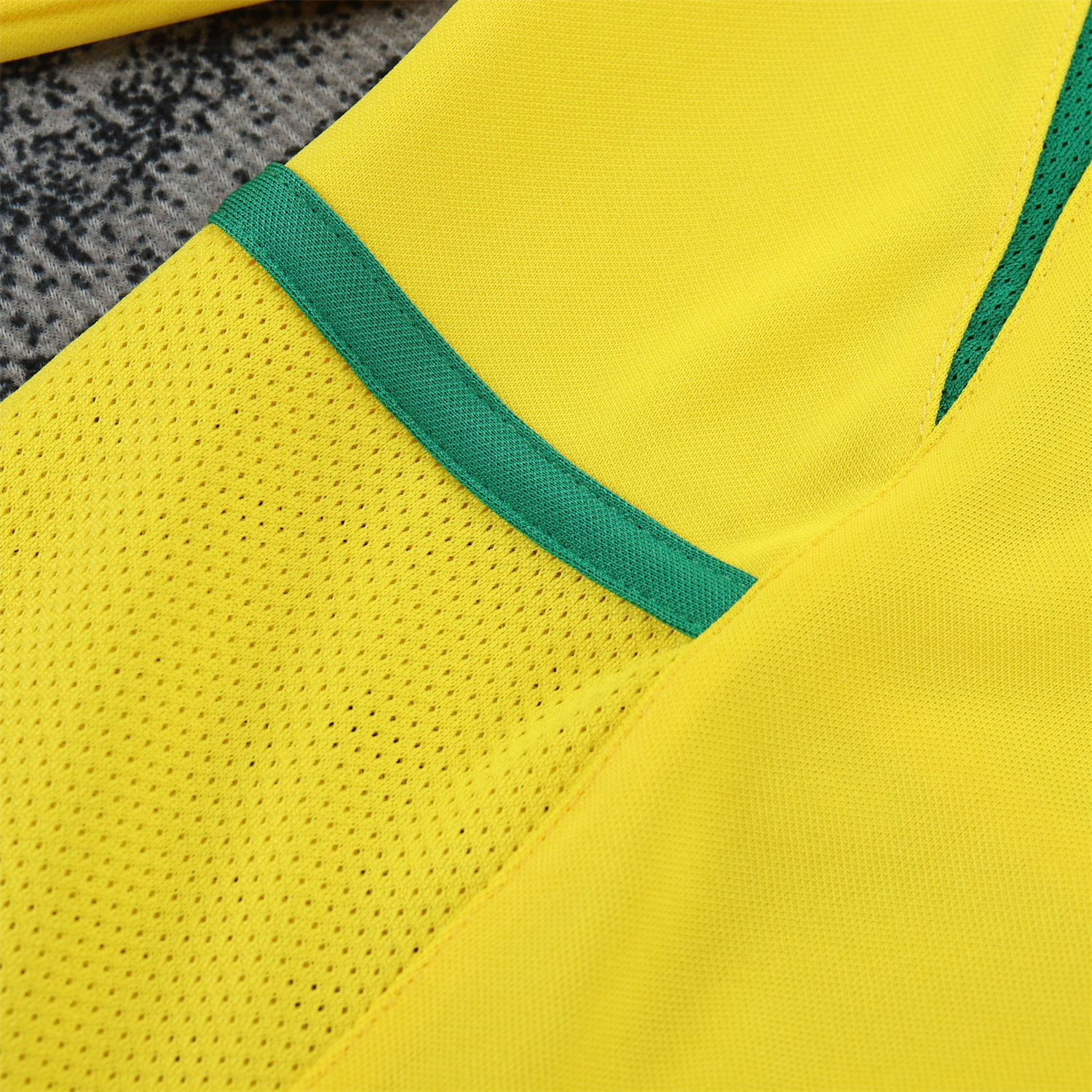AlphaJersey-Retro Brazil 2002 Home Long Sleeves Kids Kit