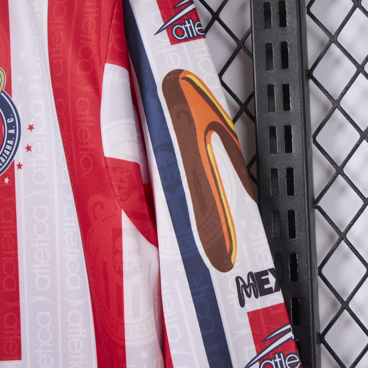 AlphaJersey-Retro Chivas de Guadalajara 1997-98 Home 2 Long Sleeves Jersey