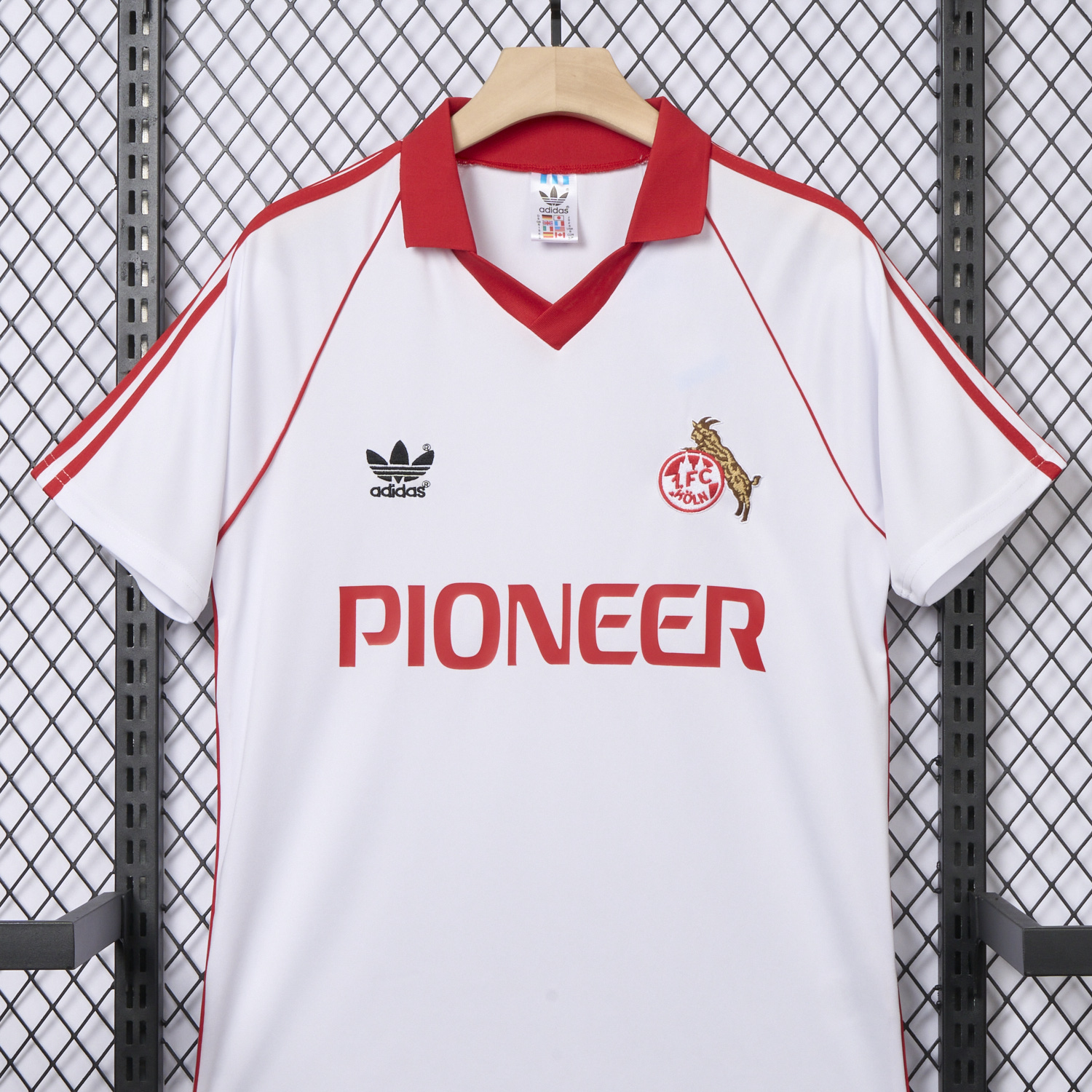 AlphaJersey-Retro 1. FC Köln 1980-81 Home Jersey