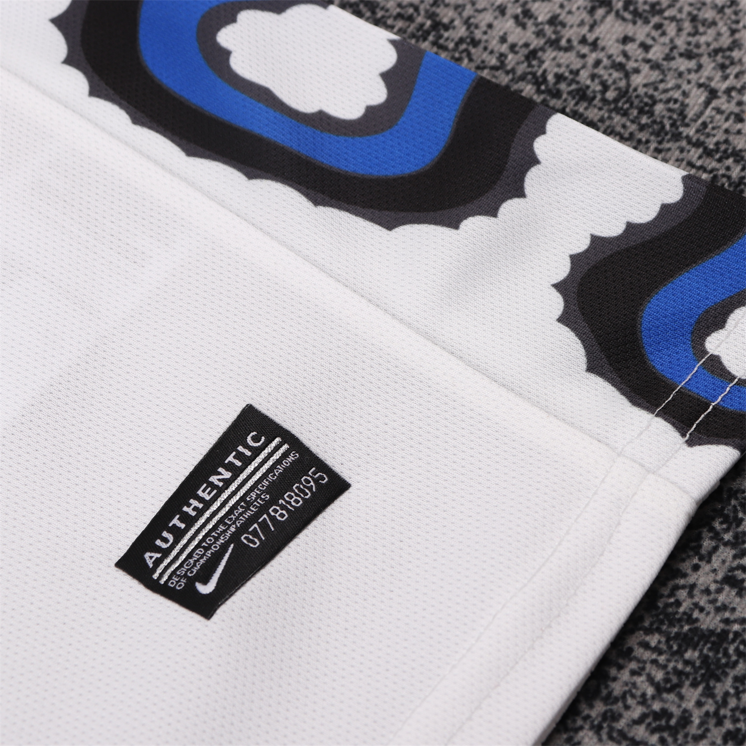 AlphaJersey-Retro Inter Milan 2010-11 Away Kids Kit