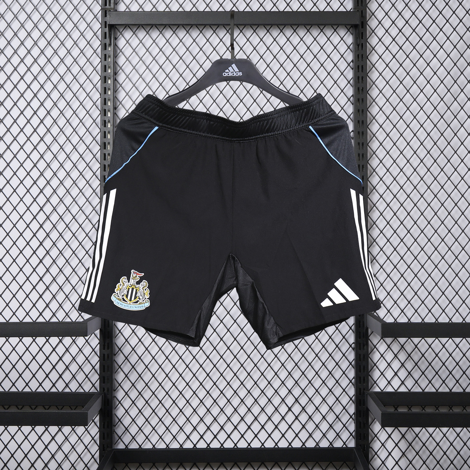 AlphaJersey-Newcastle United 25-26 Home Black Shorts - Player Version