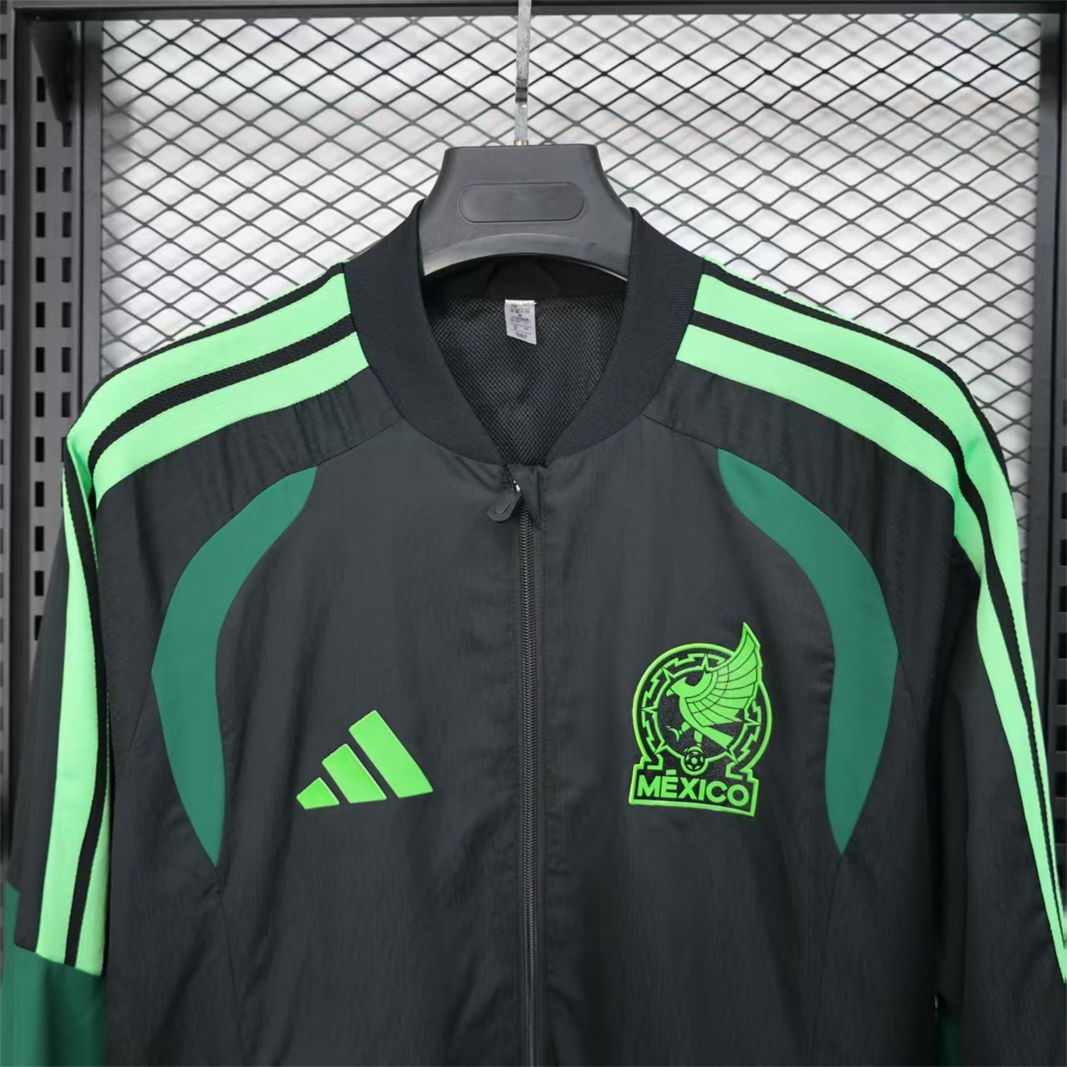 AlphaJersey-Mexico 25-26 Green And Black Windbreaker Jacket