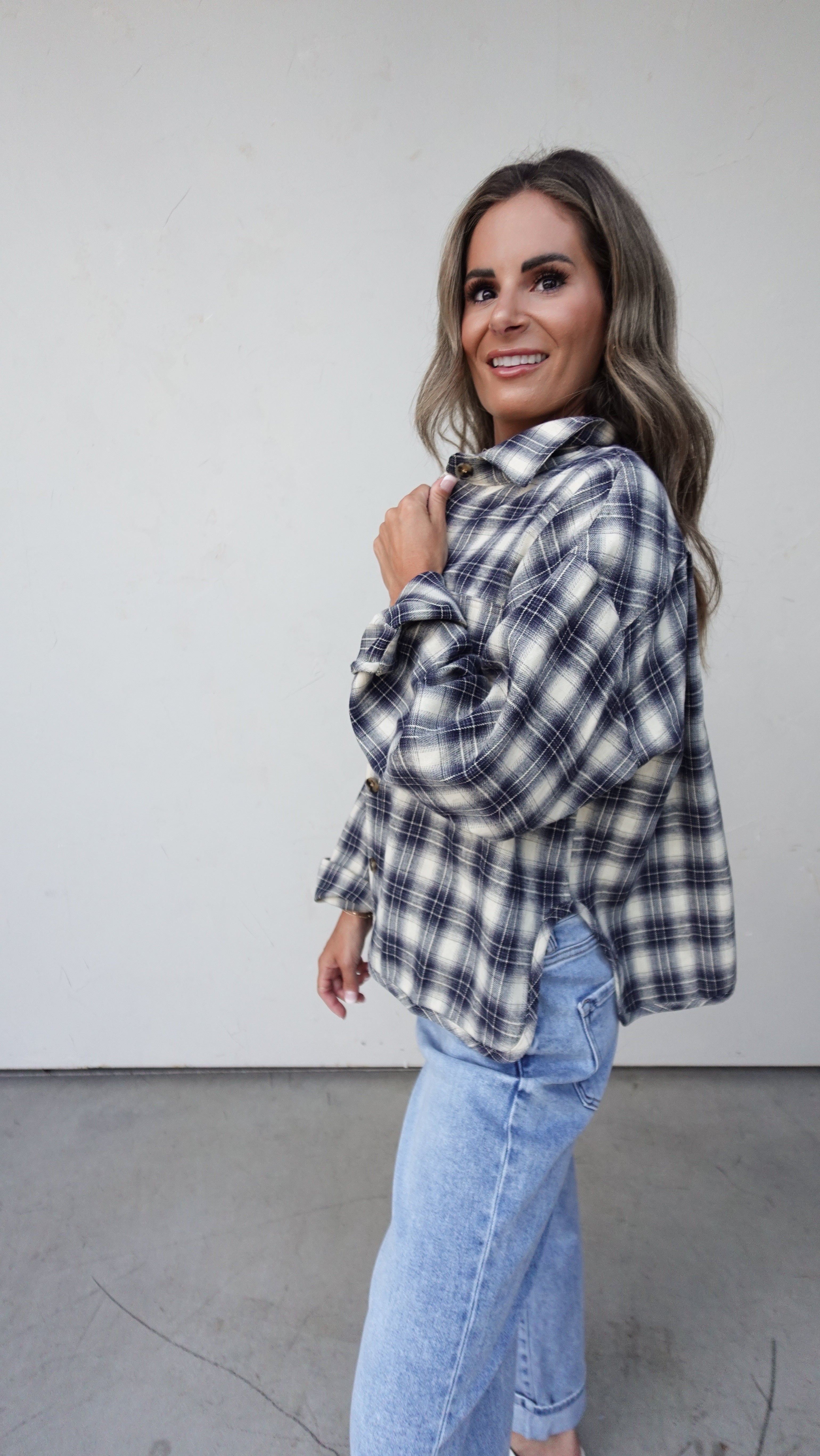 Navy Plaid Flannel | Elegant Women's Fashion by coolavocek