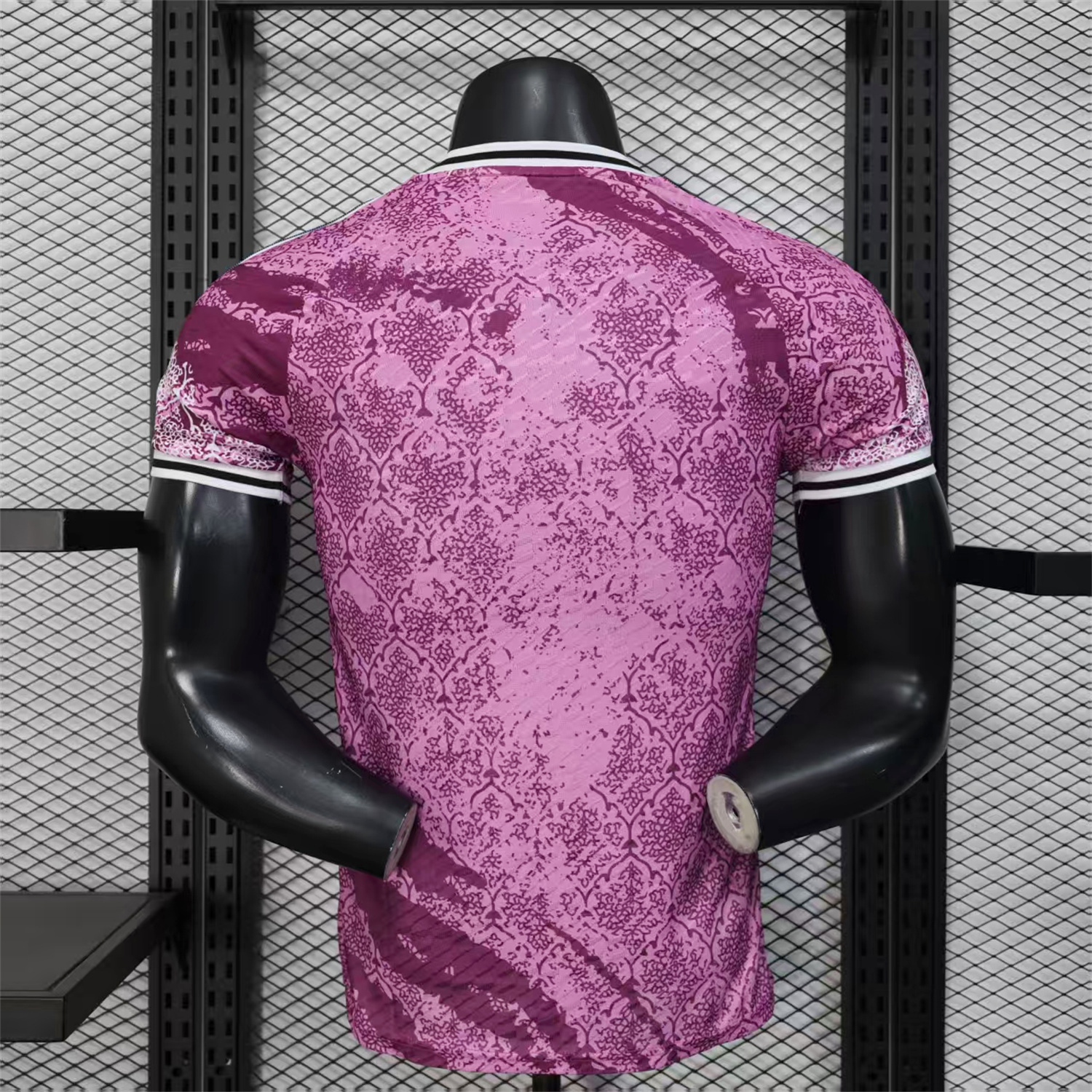 AlphaJersey-Real Madrid 25-26 Pink With Purple Texture Special Jersey - Player Version