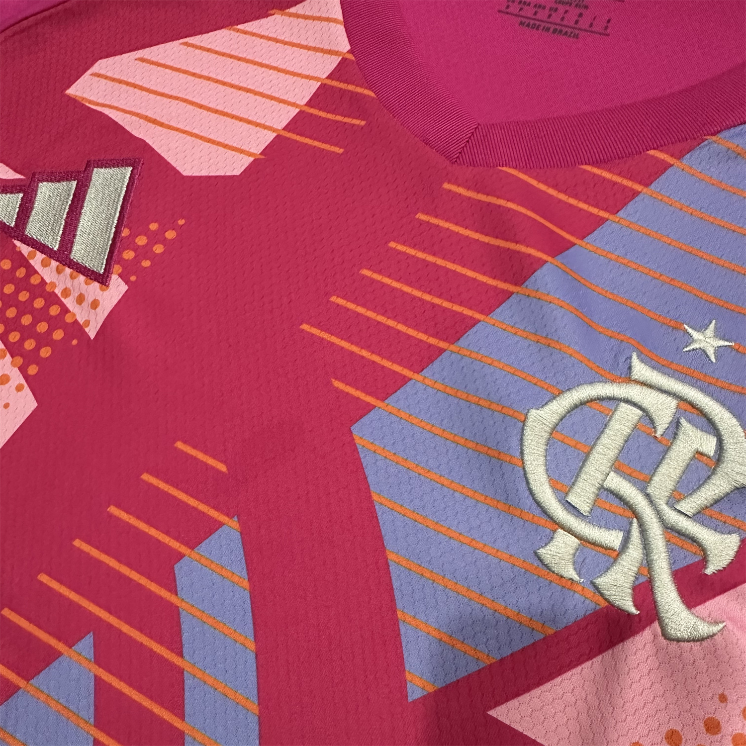AlphaJersey-Flamengo 25-26 Pink Goalkeeper Jersey - Fans Version