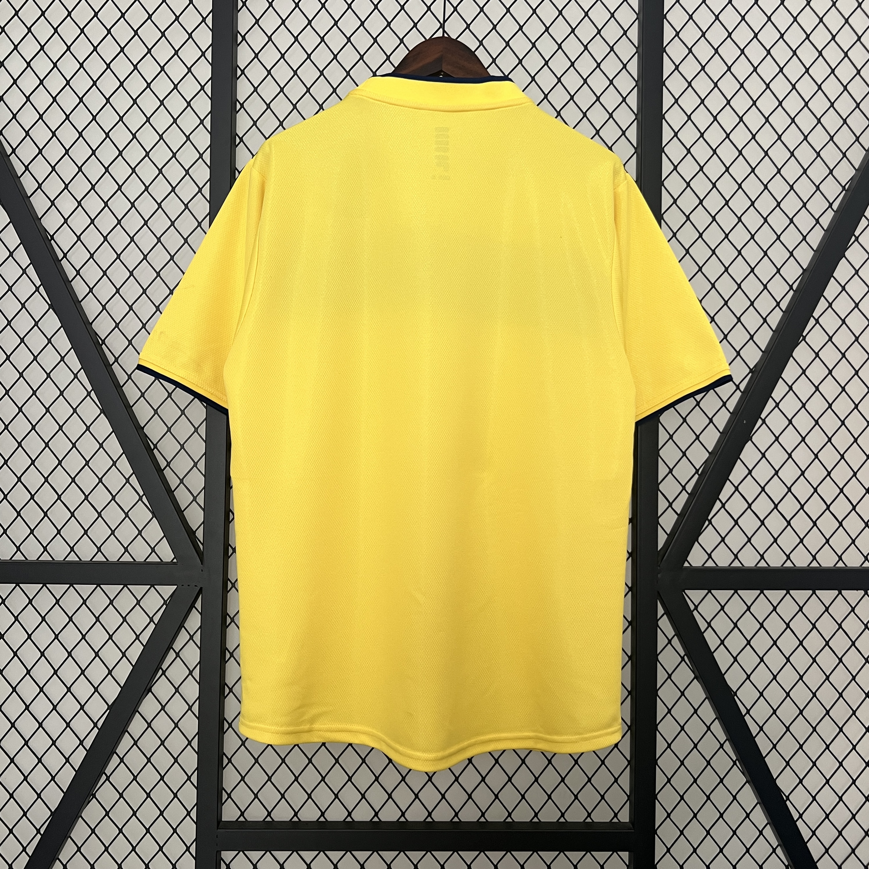 AlphaJersey-Retro S-c-o.t l.a-n.d 2002 Away Jersey