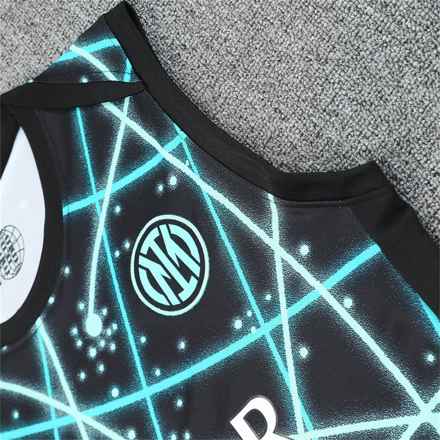 AlphaJersey-Inter Milan 25-26 Vest Training Set - Blue Fluorescent Rays Black Vest & Black Shorts