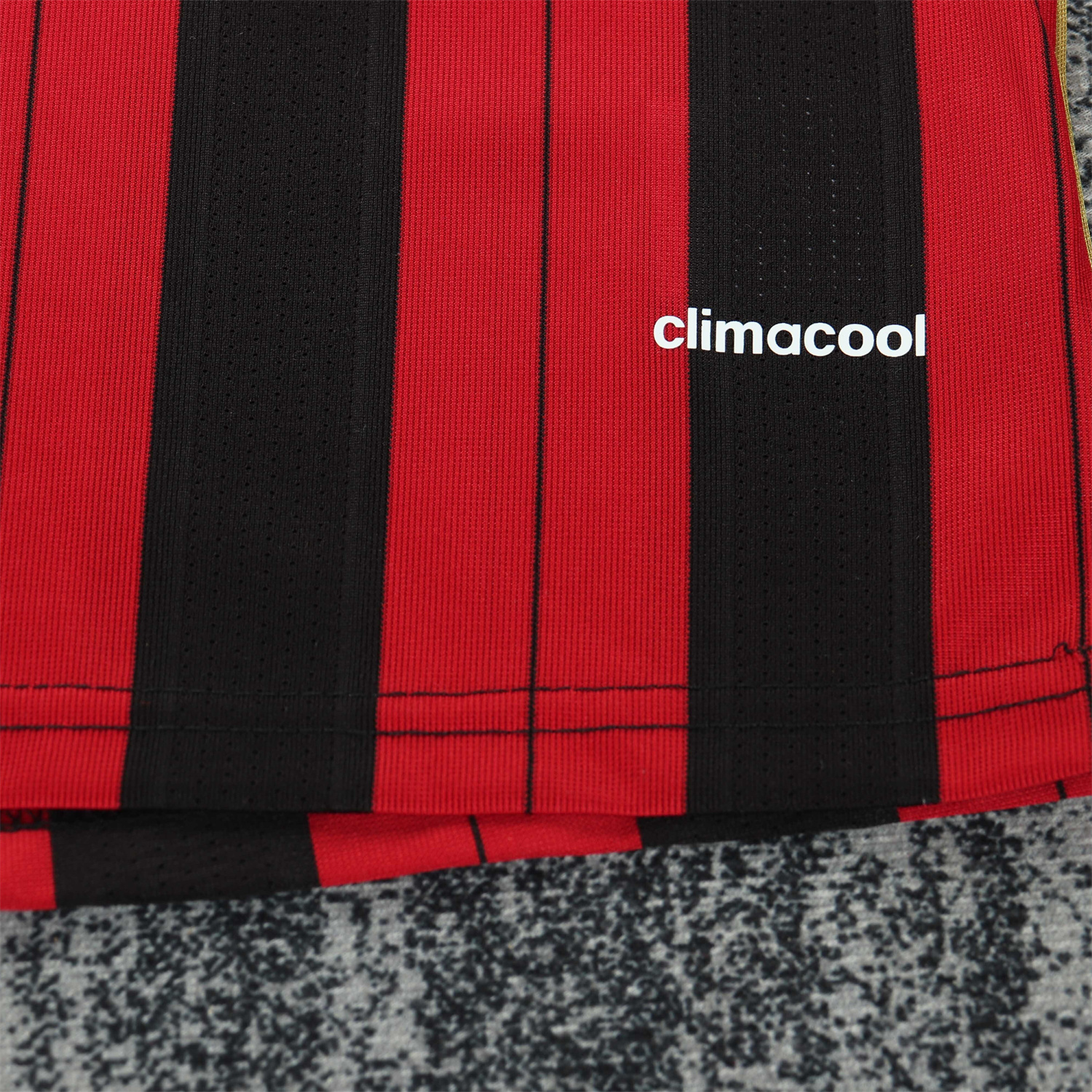 AlphaJersey-Retro AC Milan 2013-14 Home Long Sleeves Kids Kit