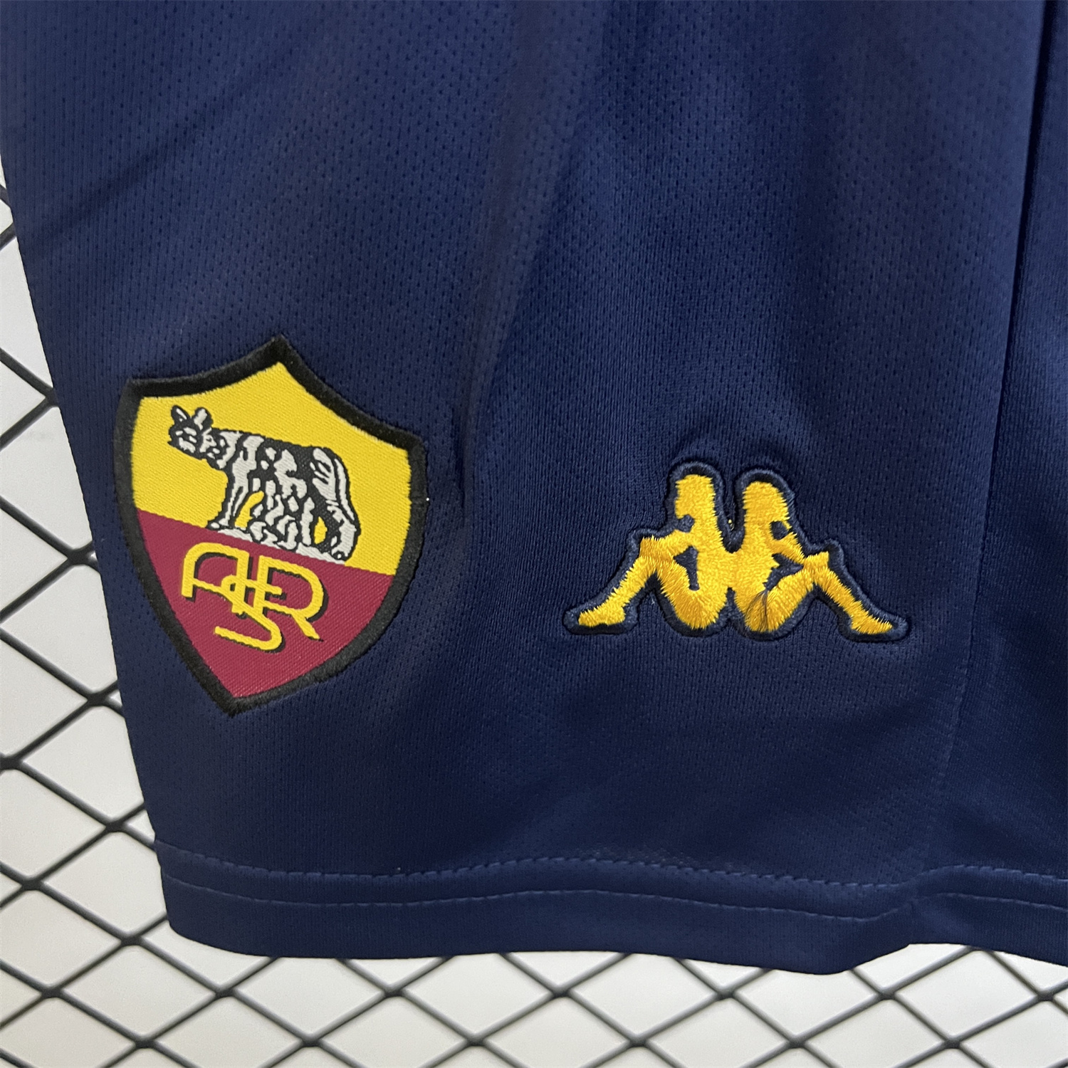 AlphaJersey-Retro Roma 2001-02 Home Kids Kit