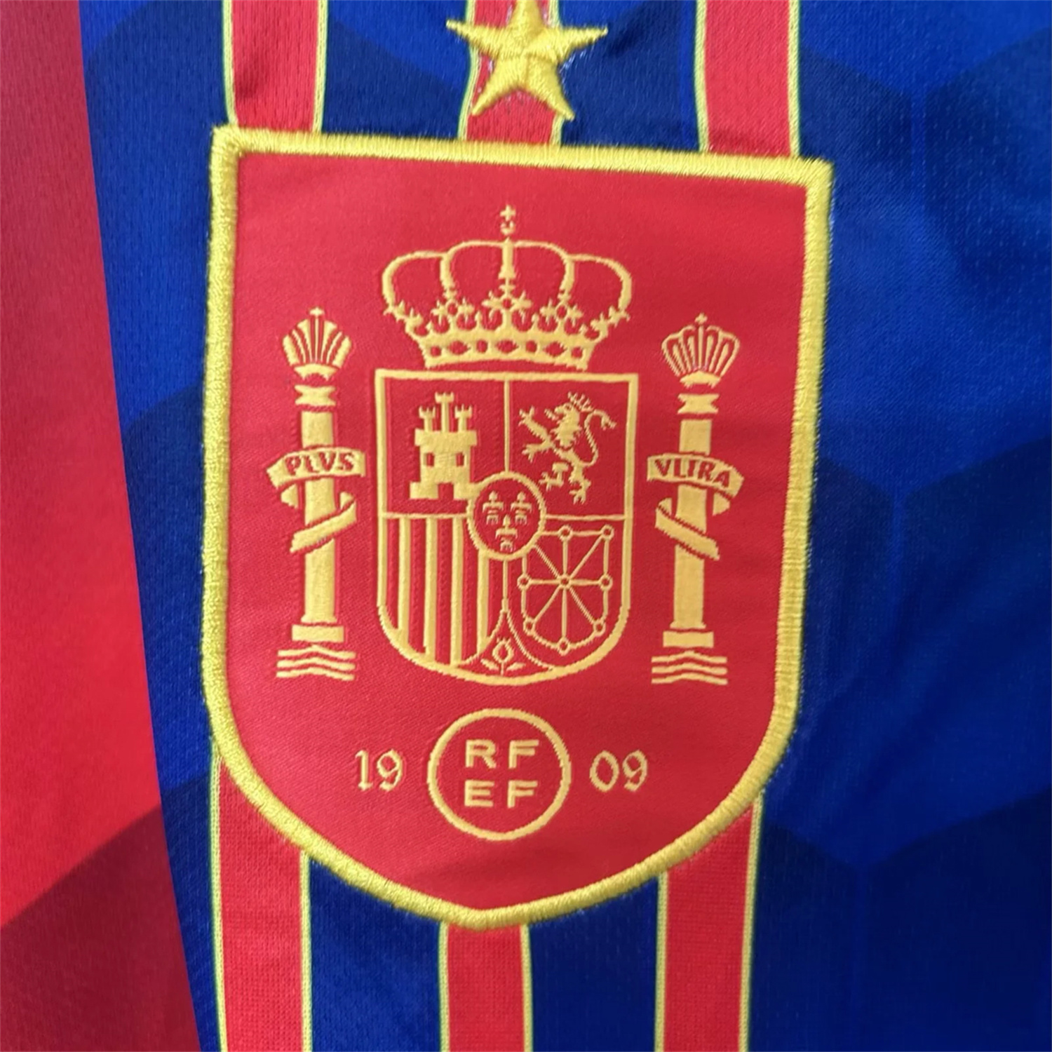 AlphaJersey-Spain 25-26 Red and Blue Throwback Style Jersey - Fans Version