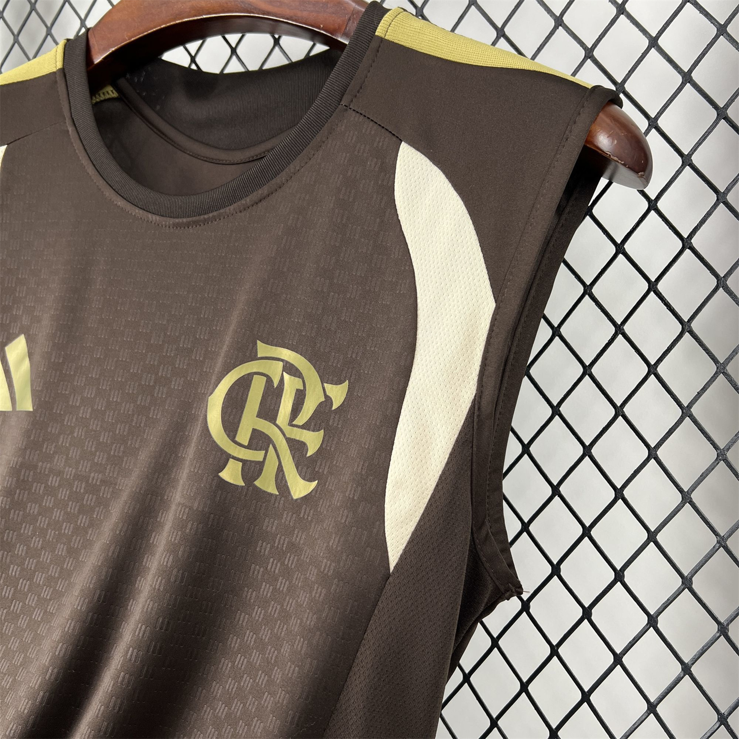 AlphaJersey-Flamengo 25-26 Brown Special Training Vest - Fans Version