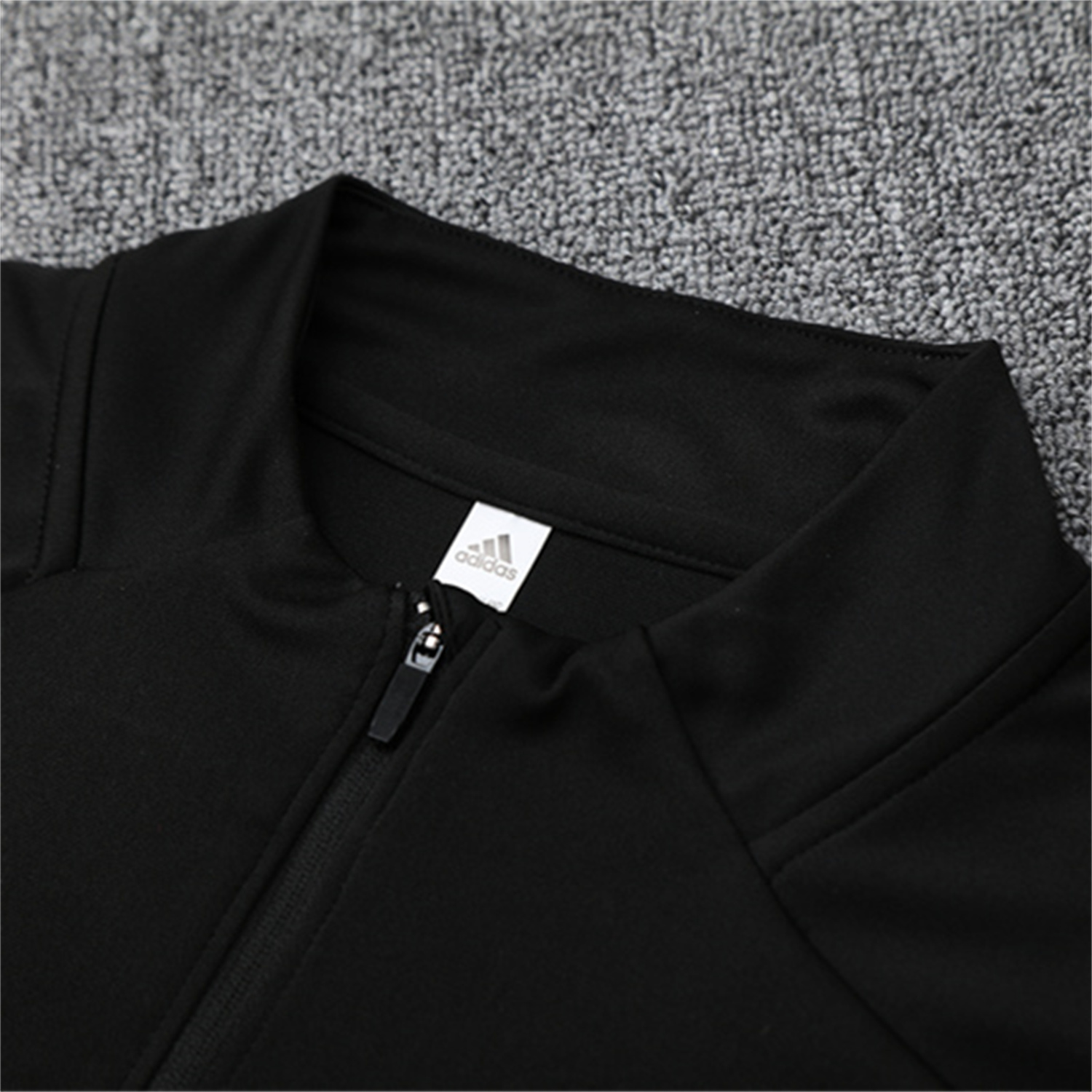 AlphaJersey-Bayern Munich 25-26 Kid Long Sleeves Training Set - Black Top & Black Pants