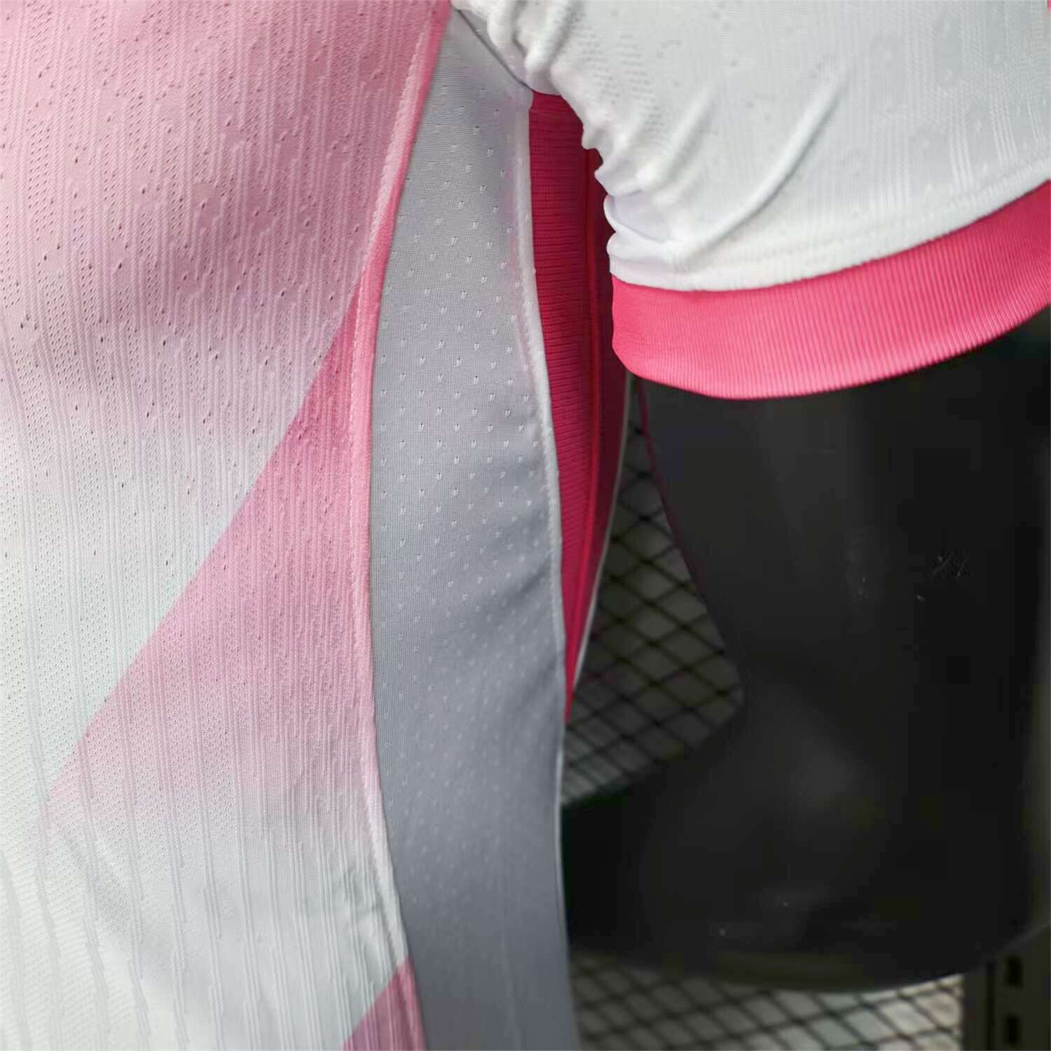 AlphaJersey-Barcelona 25-26 Red and White Diagonal Gradient Special Jersey - Player Version