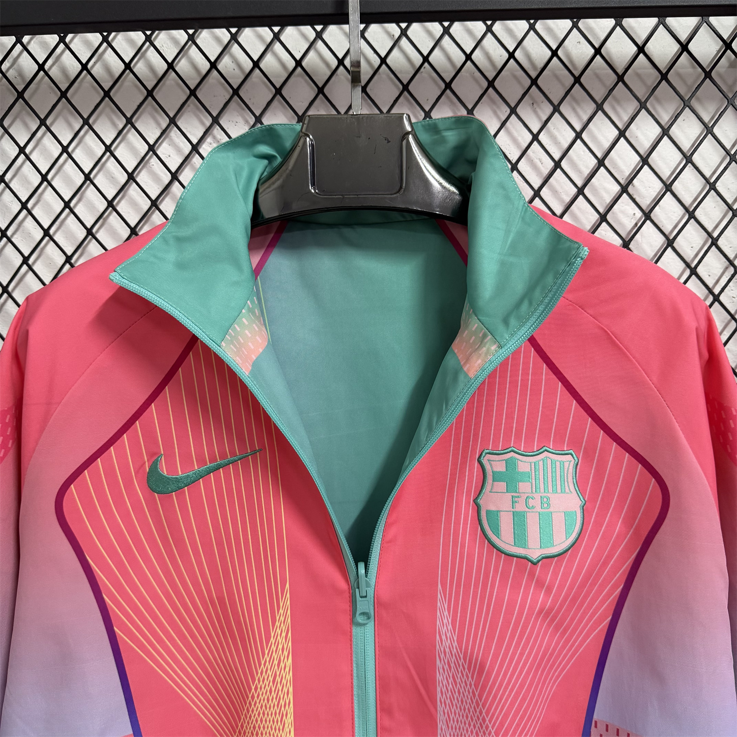 AlphaJersey-Barcelona 25-26 Double Sided Reversible Windbreaker - Green & Pink