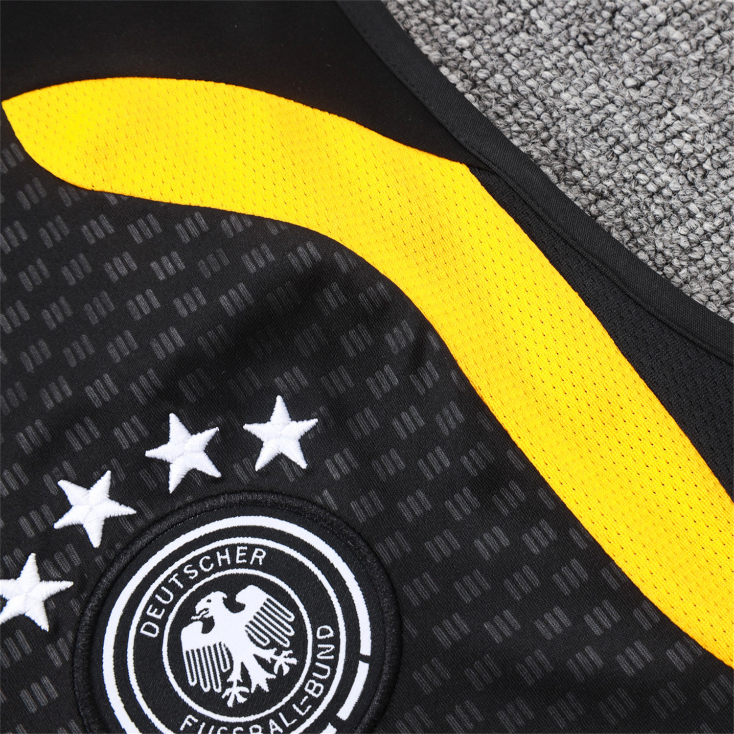 AlphaJersey-Germany 2026 Vest Training Set - Black Vest and Black Shorts