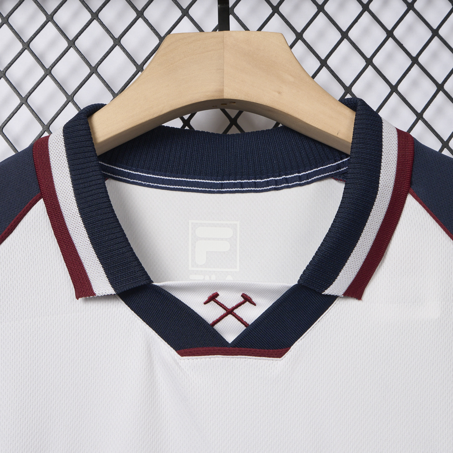 AlphaJersey-Retro West Ham United 1999-01 Away Jersey