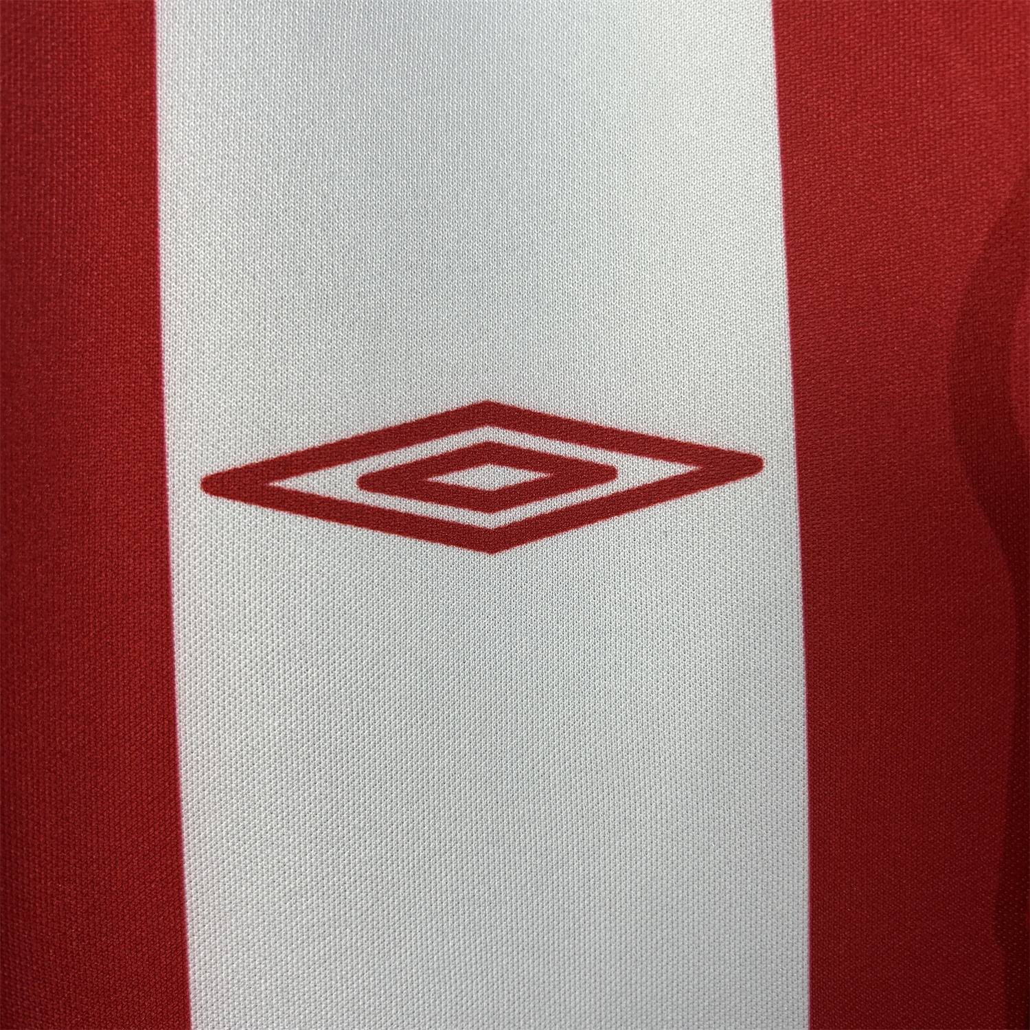 AlphaJersey-Retro Granada CF 2005-06 Home Jersey