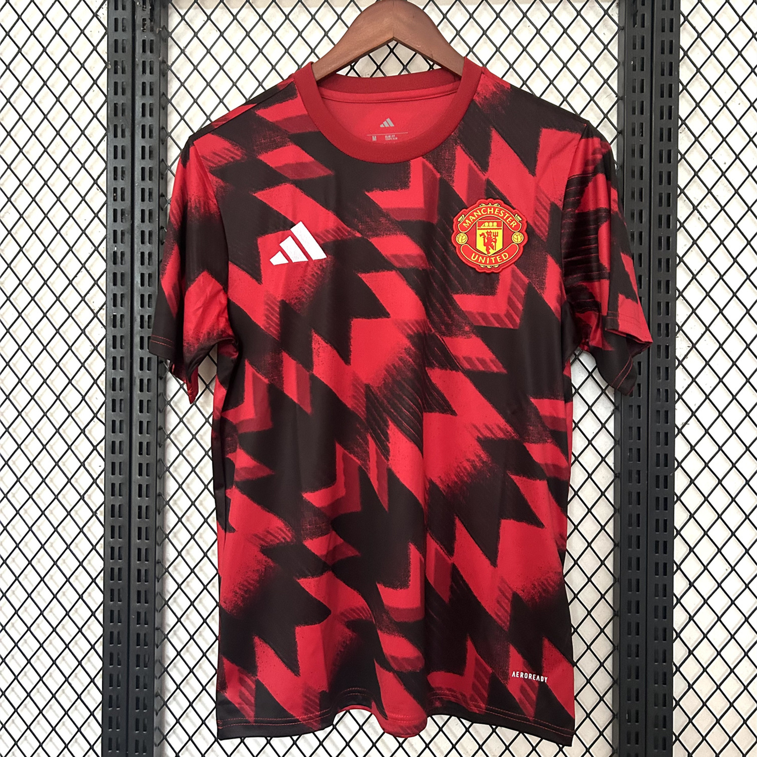 AlphaJersey-Manchester United 25-26 Red Pre-match Training Jersey - Fans Version
