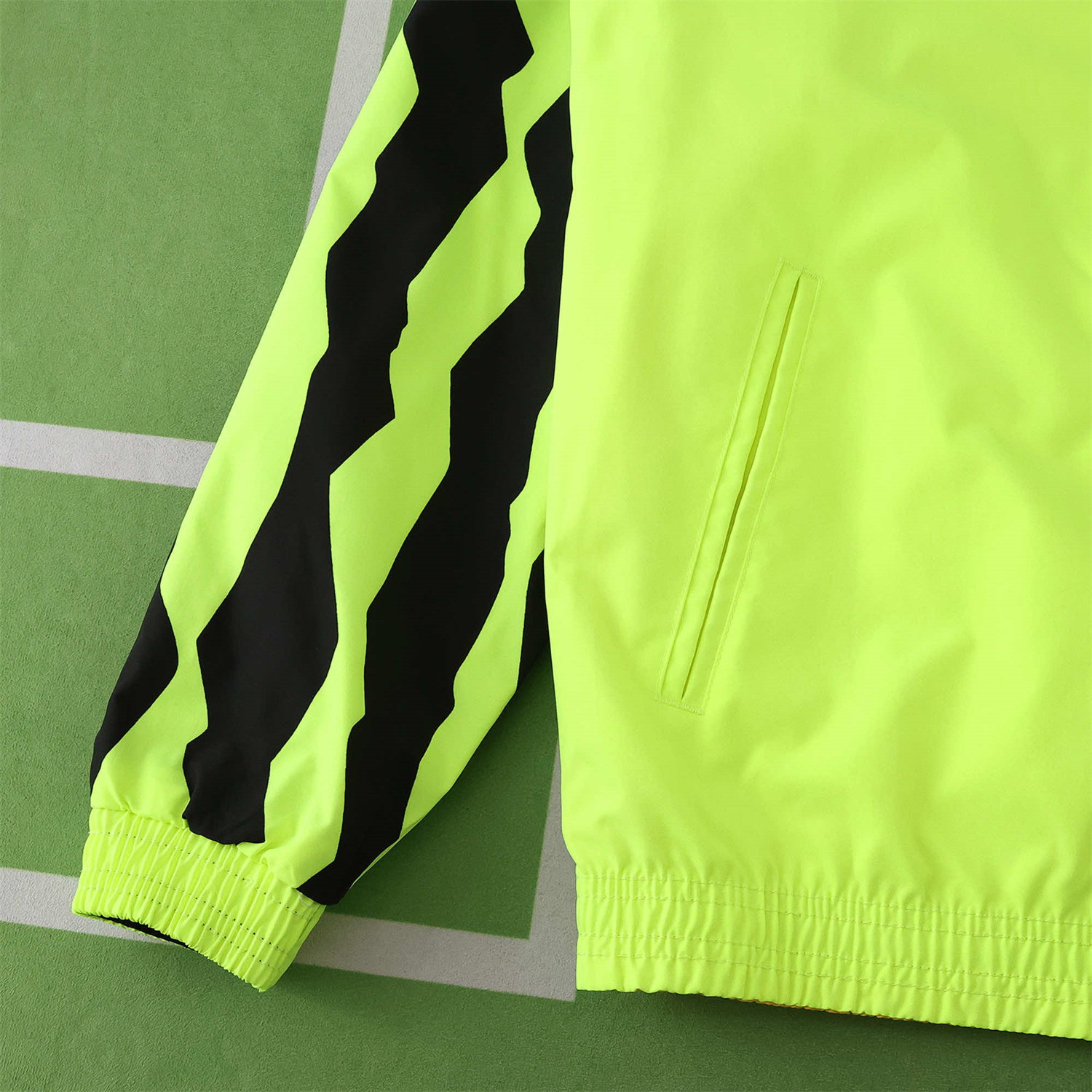 AlphaJersey-Dortmund 25-26 Double Sided Reversible Windbreaker - Green & Yellow
