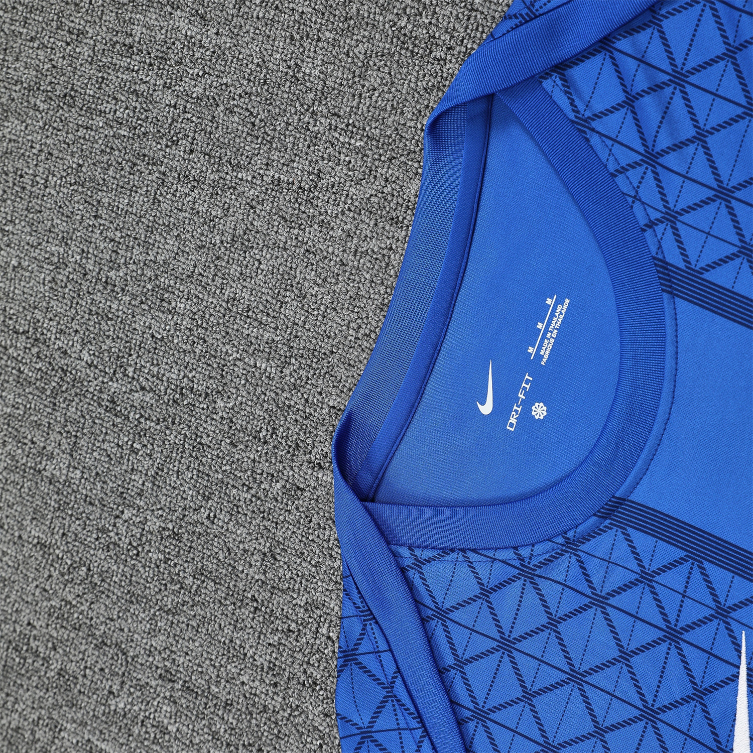 AlphaJersey-Paris Saint-Germain PSG 25-26 Short-Sleeve Training Set - Blue Top & Deep Blue Shorts
