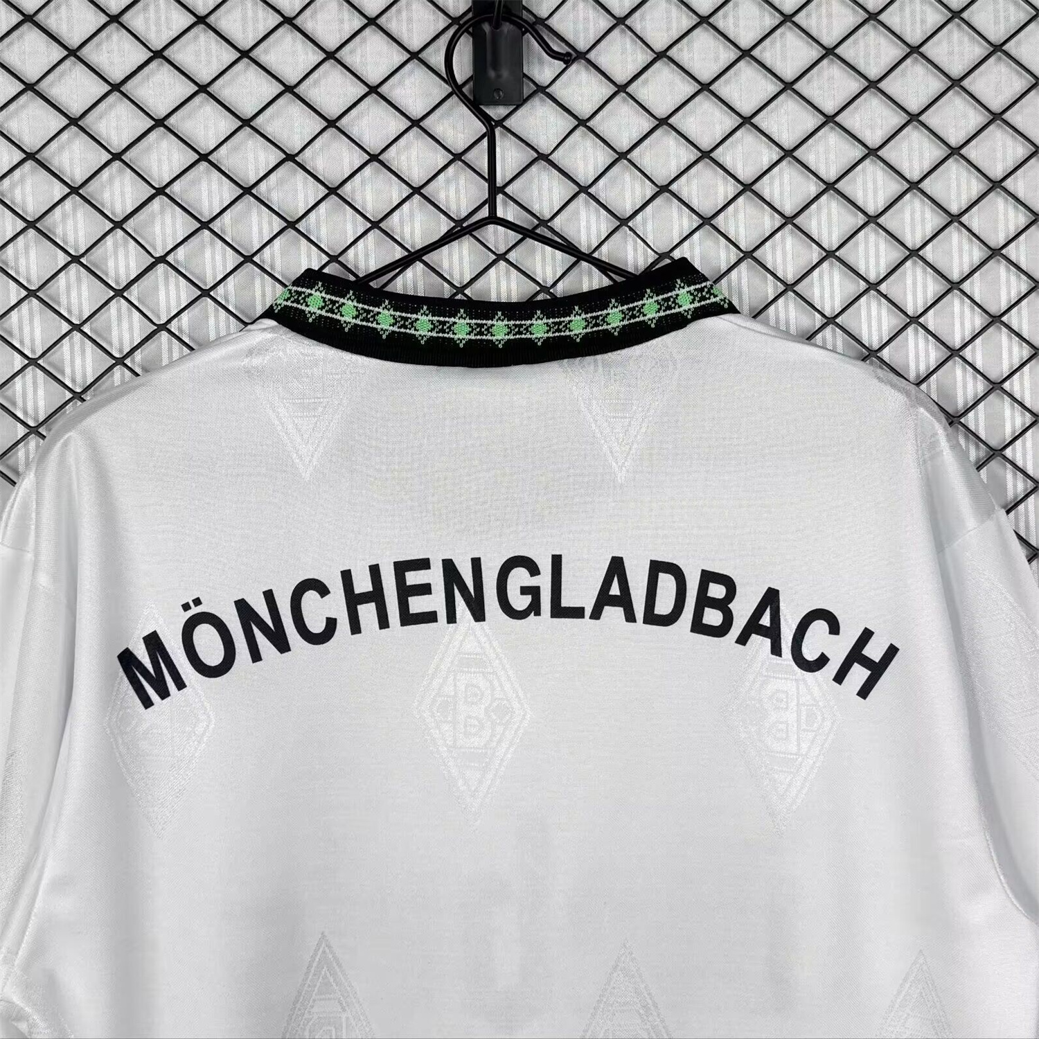 AlphaJersey-Retro Borussia Mönchengladbach 1995-96 Home Long Sleeves Jersey