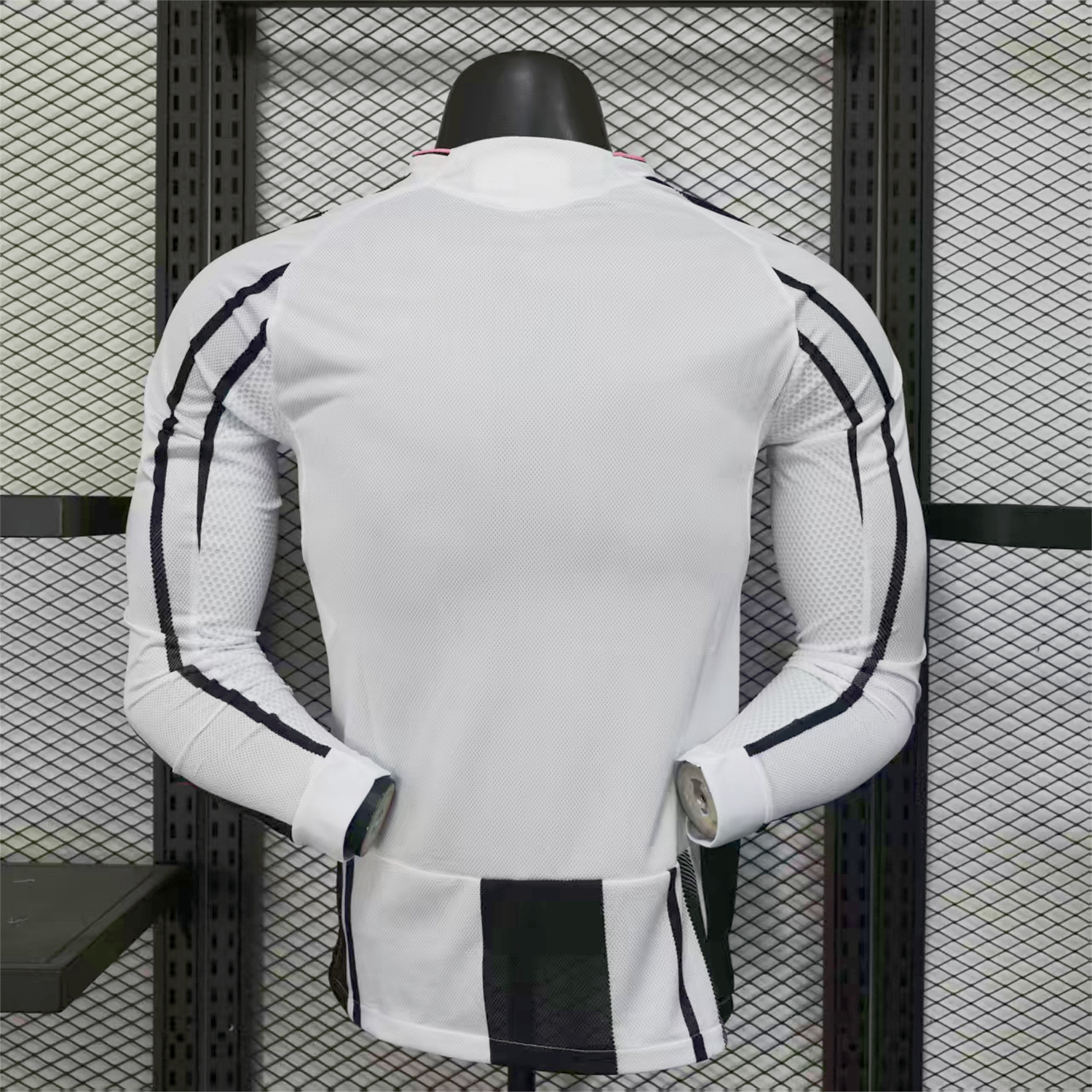 AlphaJersey-Juventus 25-26 Home Unsponsored Long Sleeves Jersey - Player Version