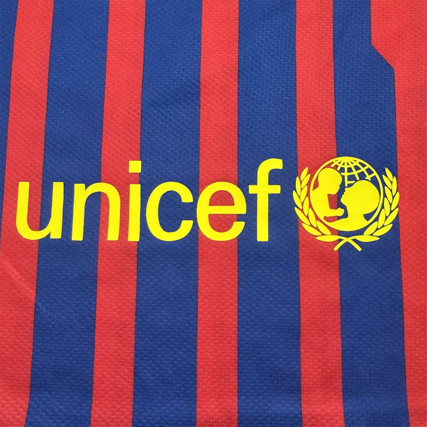 AlphaJersey-Retro Barcelona 2011-12 Home Kids Kit