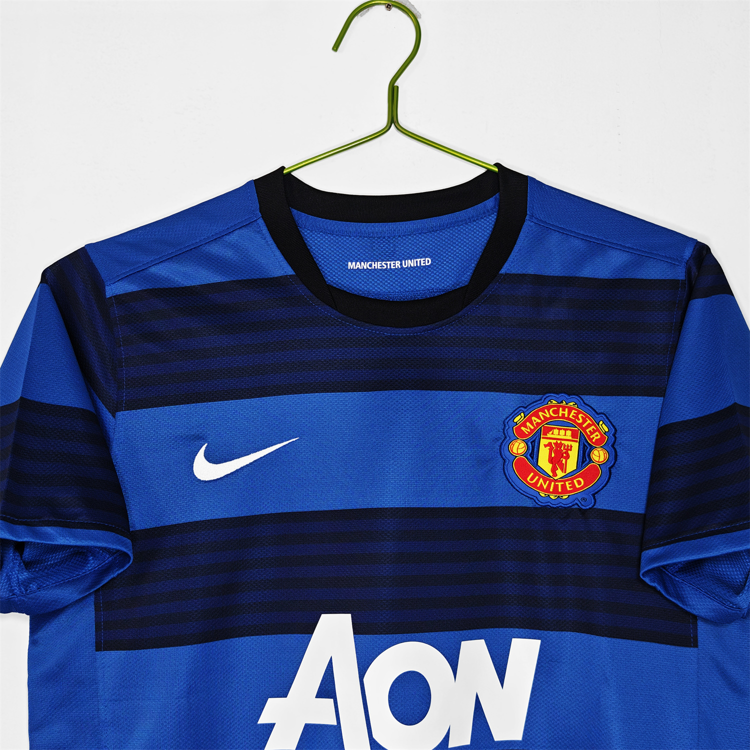 AlphaJersey-Retro Manchester United 2011-12 Away Jersey