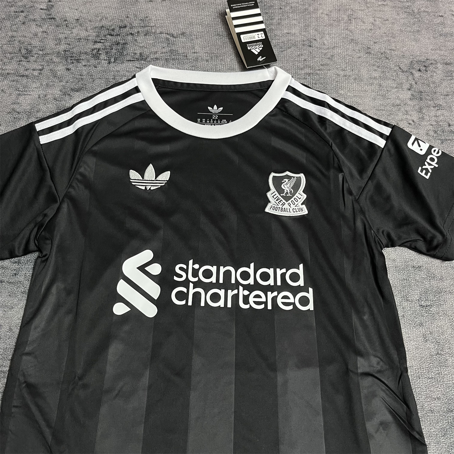 AlphaJersey-Liver.pool 25-26 Trefoil Black Goalkeeper Kids Kit