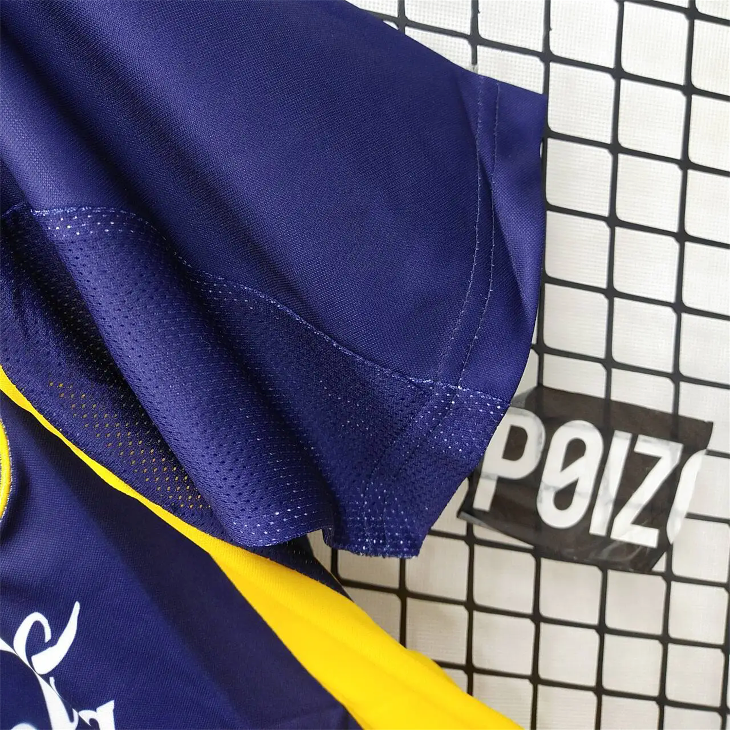AlphaJersey-Retro Club América 2004-05 Away Jersey