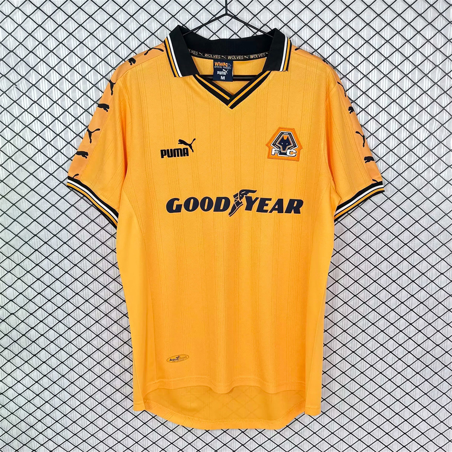 AlphaJersey-Retro Wolverhampton Wanderers Wolves 1998-99 Home Jersey