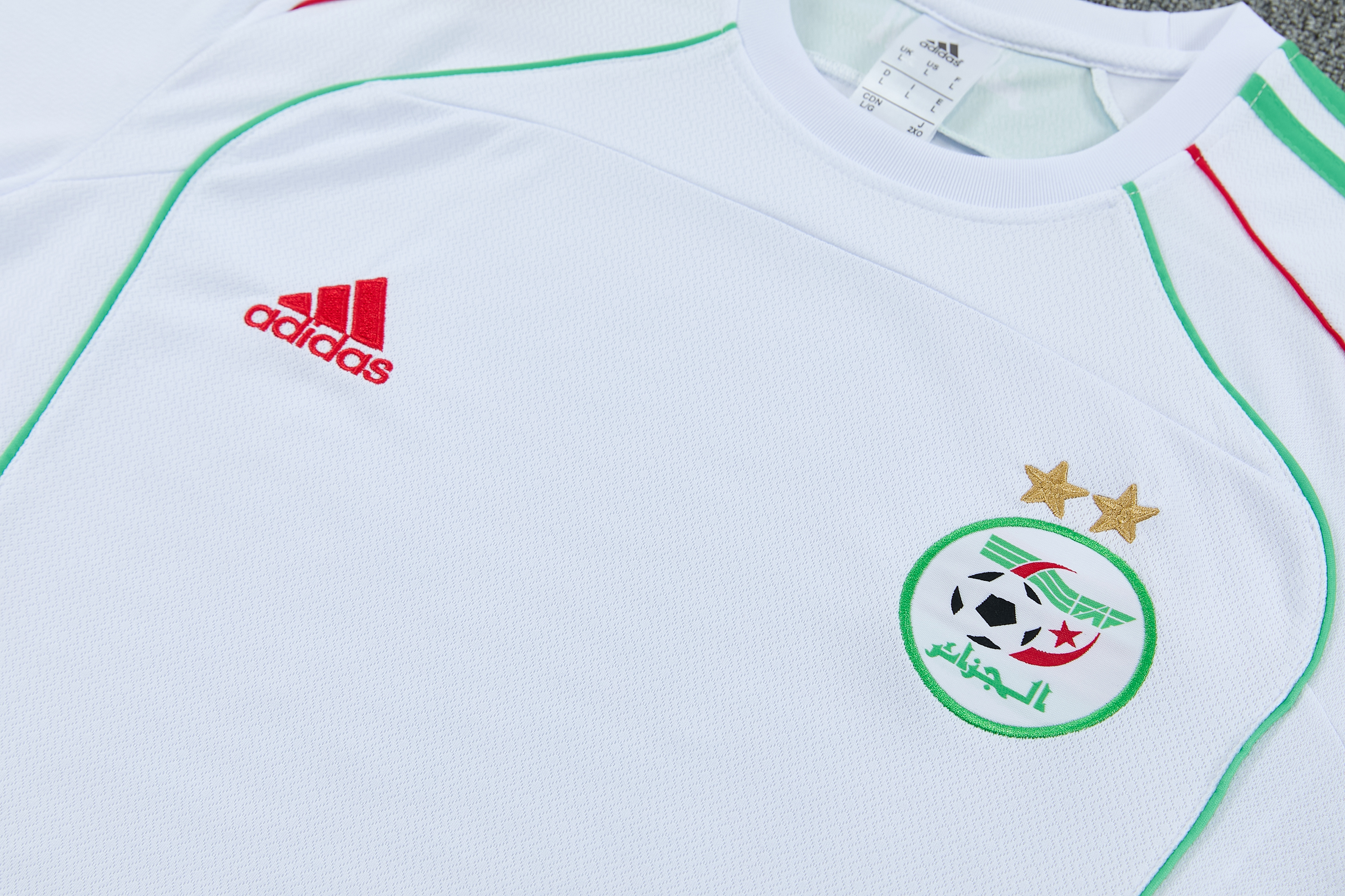 AlphaJersey-Algeria 2026 Short-Sleeve Training Set - White Top and Black Shorts