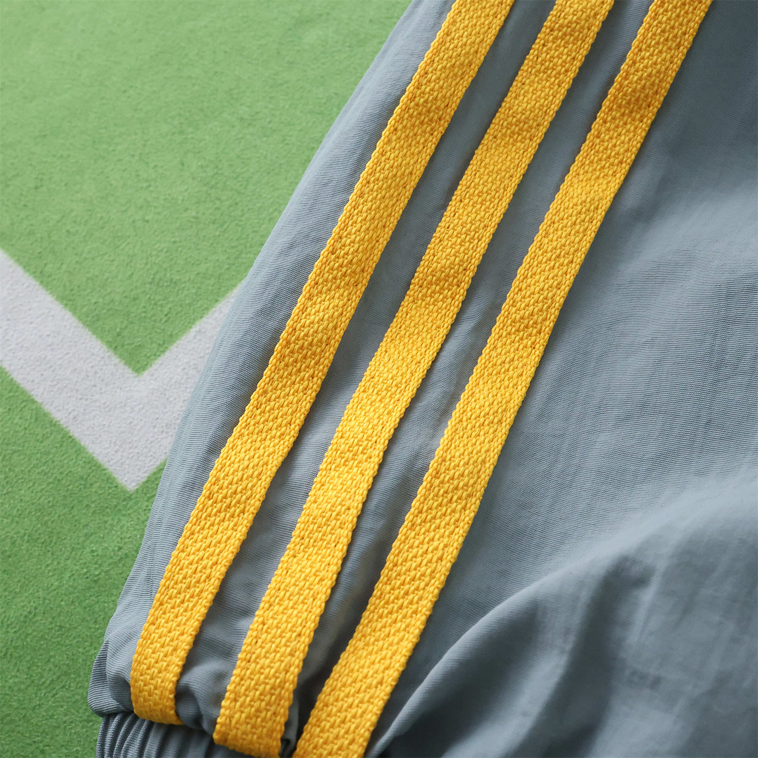 AlphaJersey-Retro Arsenal 1991-93 Away Double Sided Reversible Windbreaker - Yellow & Grey