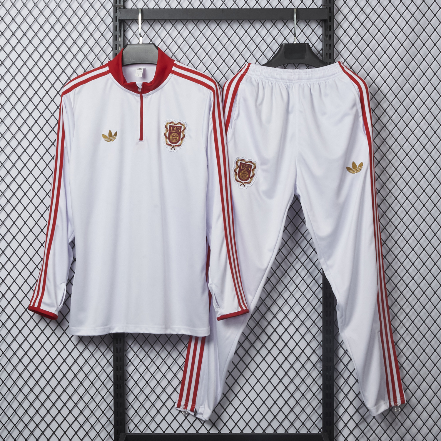 AlphaJersey-Bayern Munich 2025 125th Anniversary 1/4-Zip Long Sleeves Training Set - White