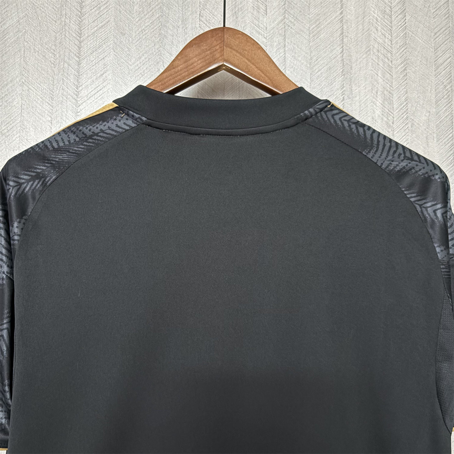 AlphaJersey-Atletico Mineiro 25-26 Third Black And Gold Jersey - Fans Version