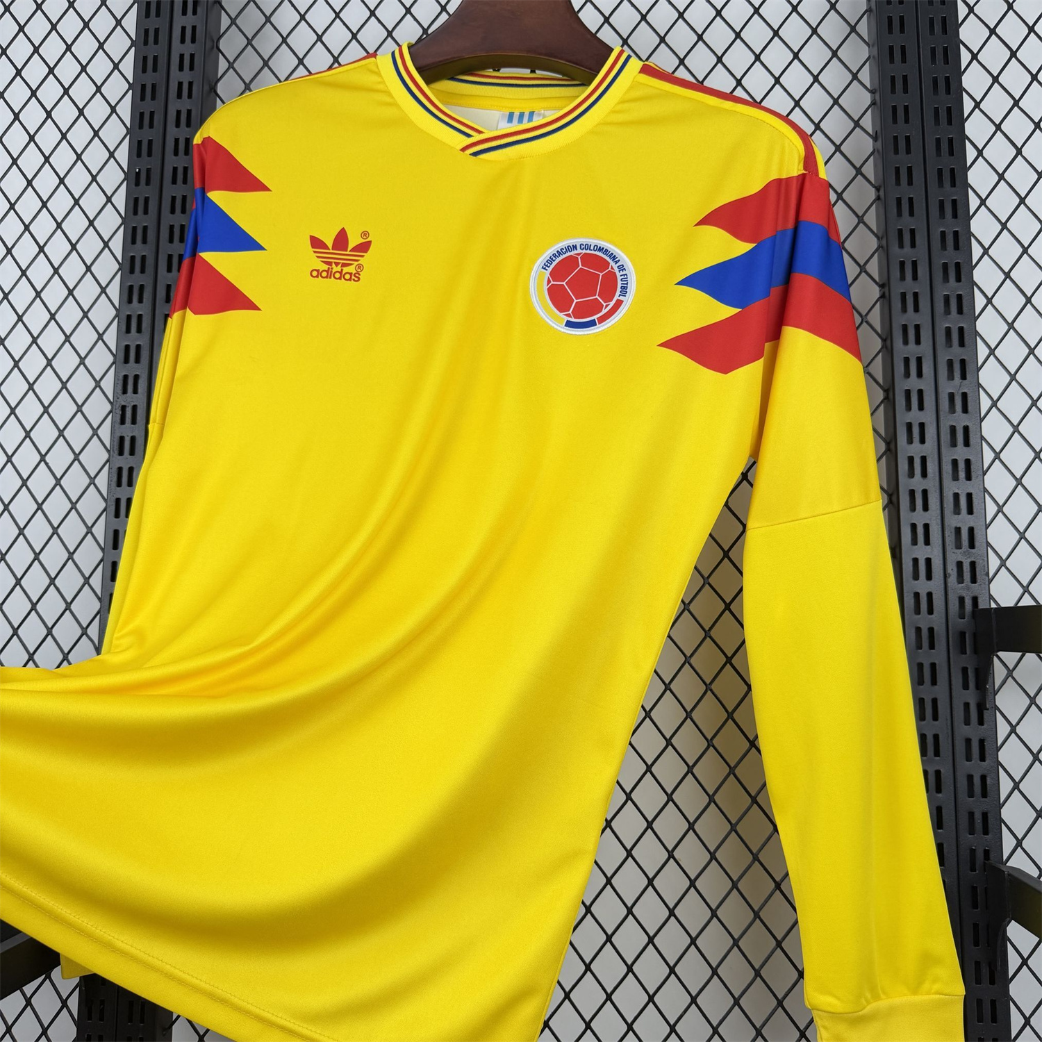 AlphaJersey-Retro Colombia 1990 Home Long Sleeves Jersey - Fans Version