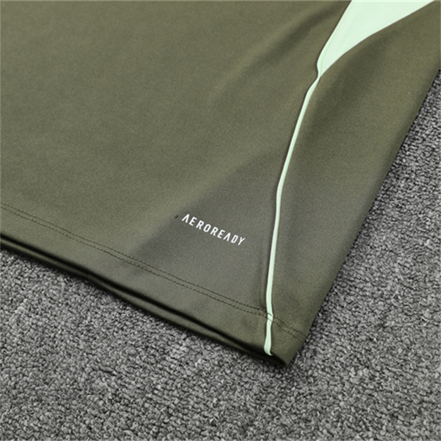 AlphaJersey-Real Madrid 25-26 Long Sleeve Training Set - Army Green Top & Pants