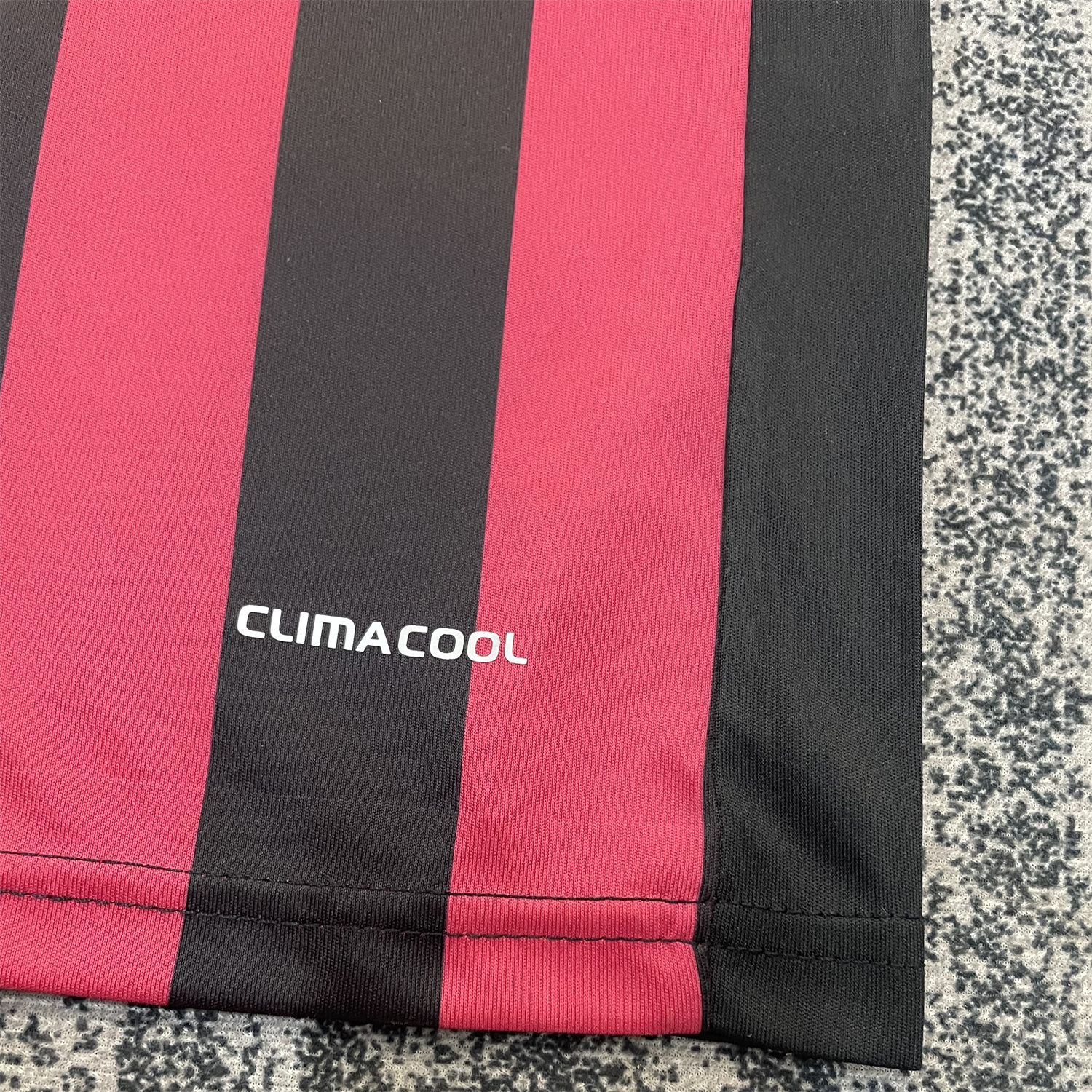 AlphaJersey-Retro AC Milan 2009-10 Home Red Kids Kit