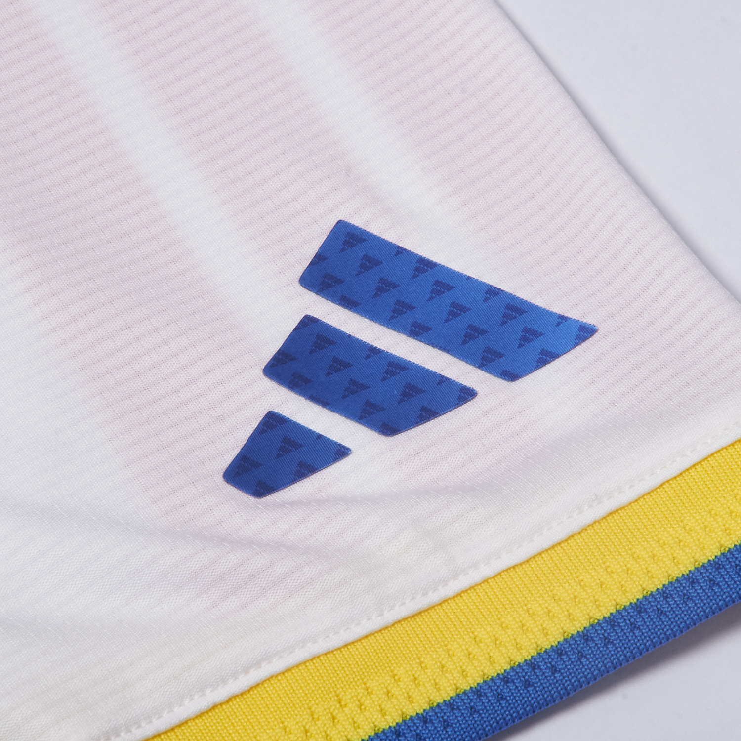 AlphaJersey-Colombia 2026 White Shorts - Player Version