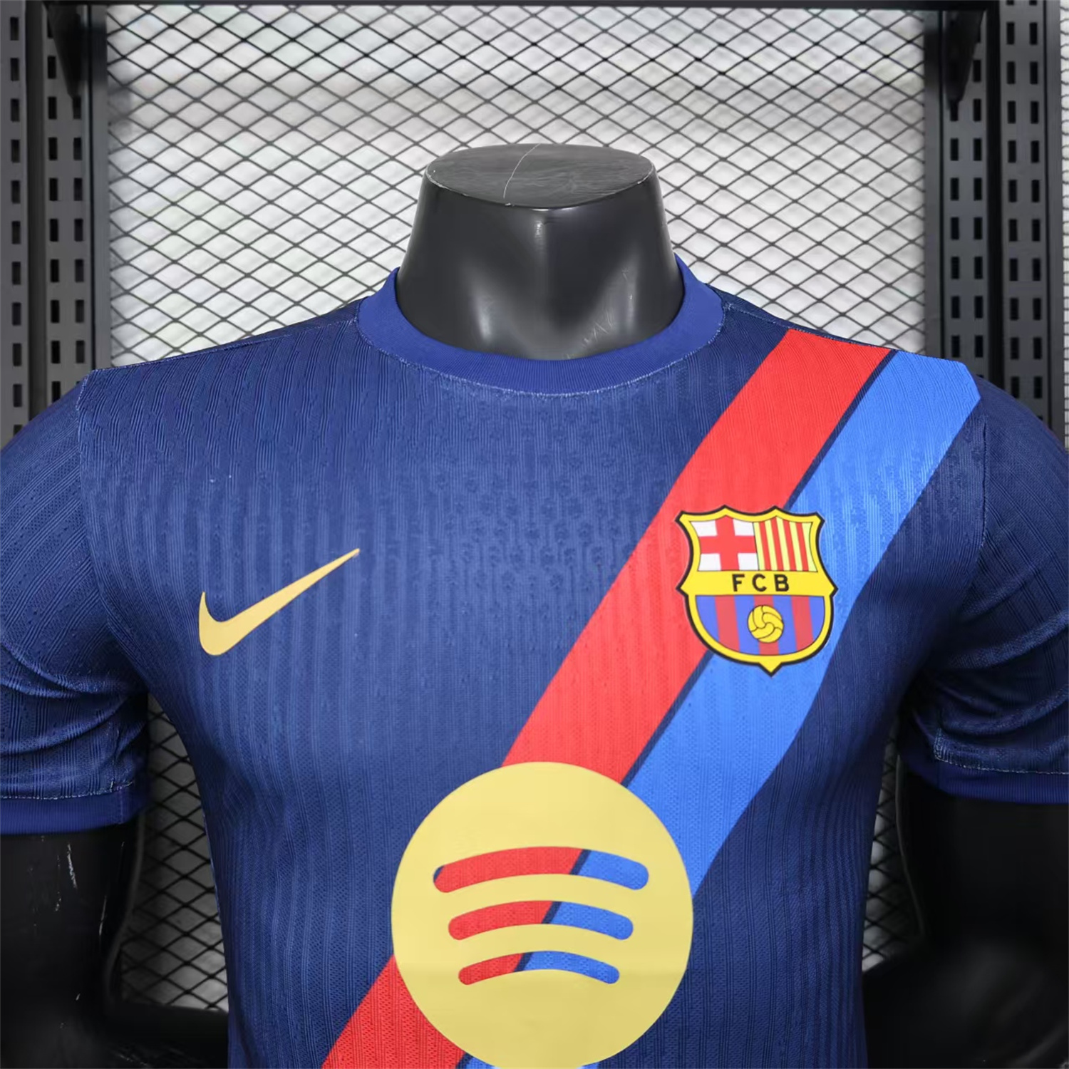 AlphaJersey-Barcelona 25-26 Red & Blue Guards Dark Blue Special Jersey - Player Version