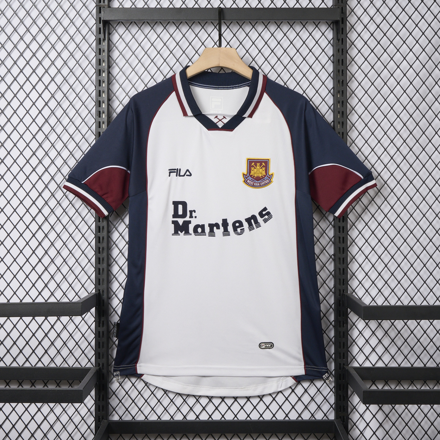 AlphaJersey-Retro West Ham United 1999-01 Away Jersey
