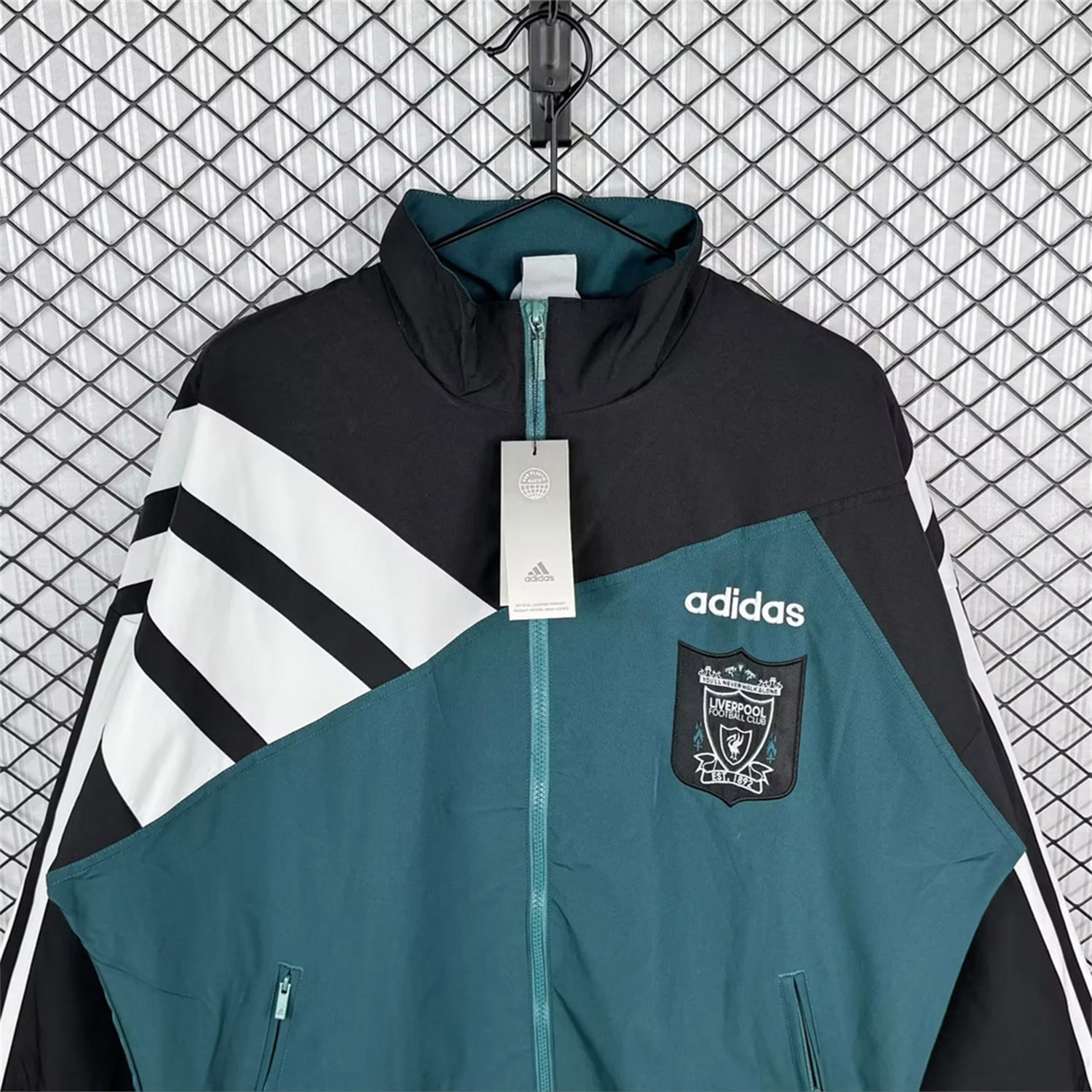 AlphaJersey-Retro Liver.pool 1995-96 Green And Black Windbreaker