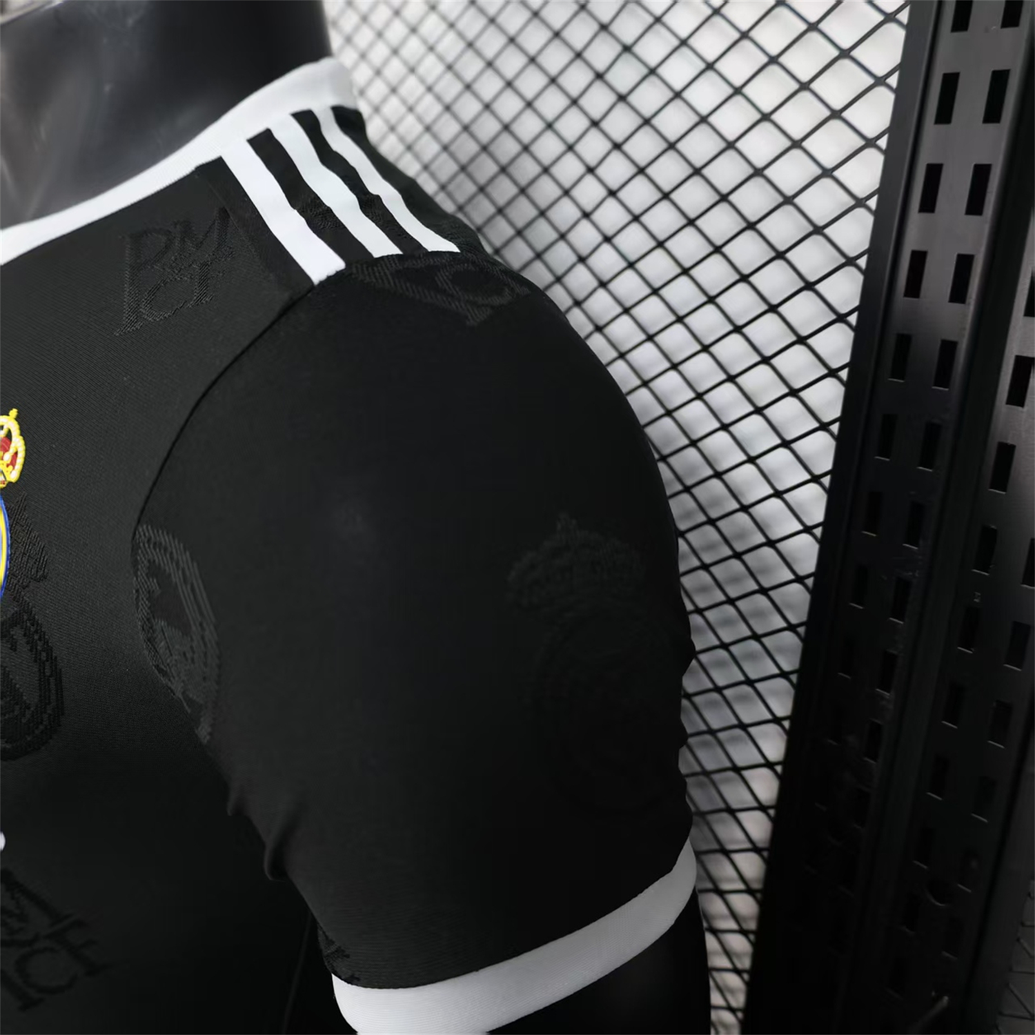 AlphaJersey-Real Madrid 25-26 Black Team Logo Jacquard Special Jersey - Player Version