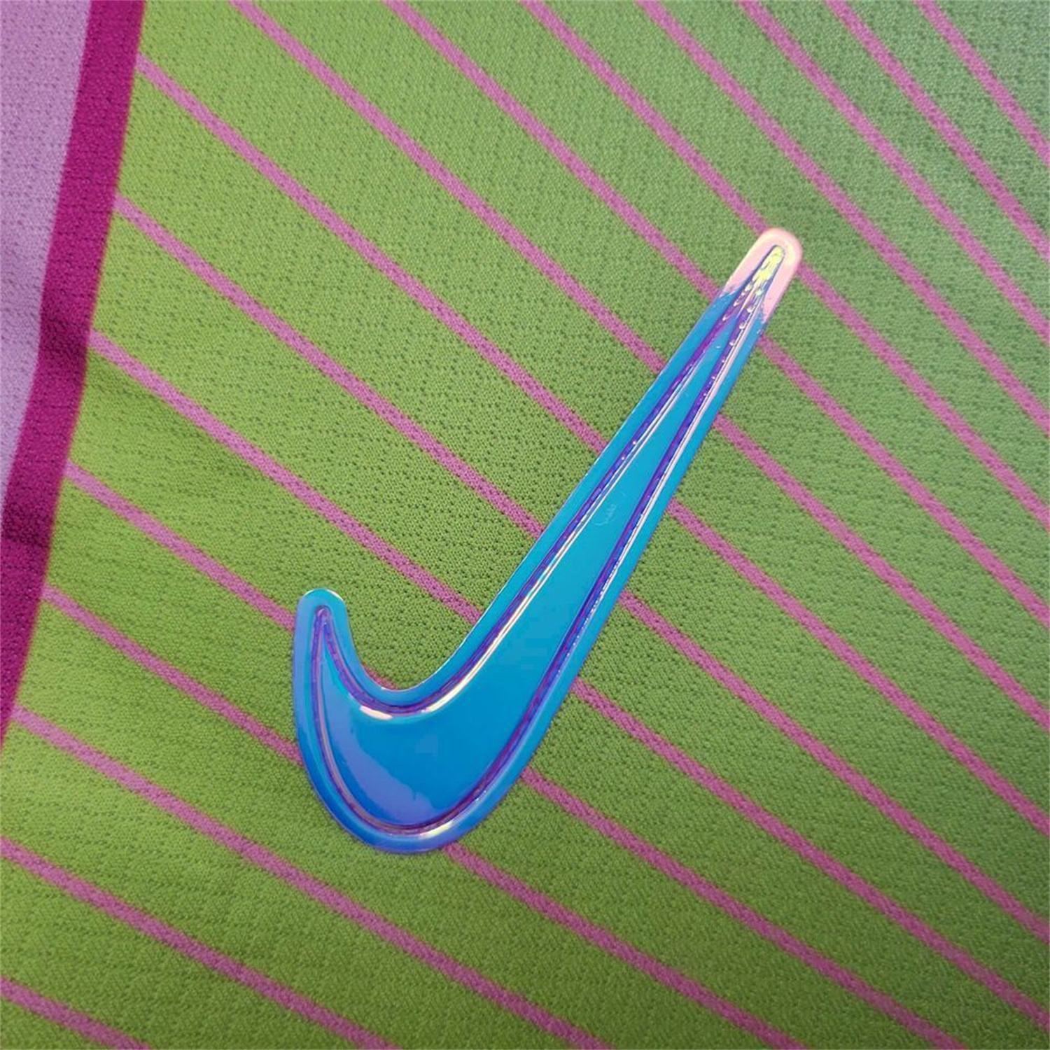 AlphaJersey-Barcelona 25-26 T90 Pink Lines Green And Blue Gradient Special Jersey - Fans Version