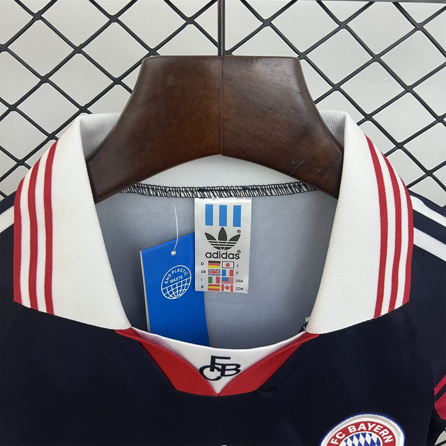 AlphaJersey-Retro Bayern Munich 1997-99 Home Kids Kit