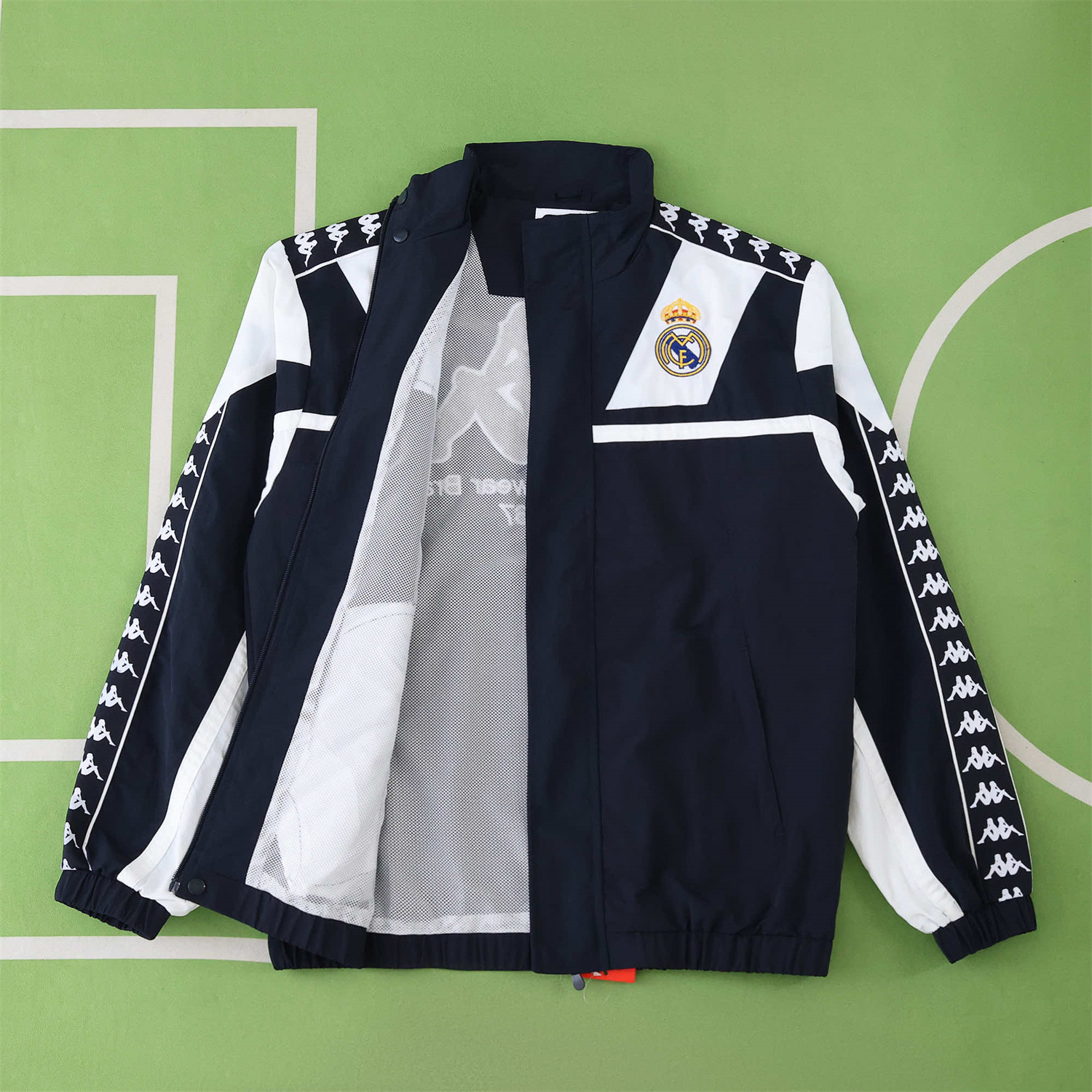 AlphaJersey-Real Madrid 25-26 Throwback Windbreaker Jacket - Black