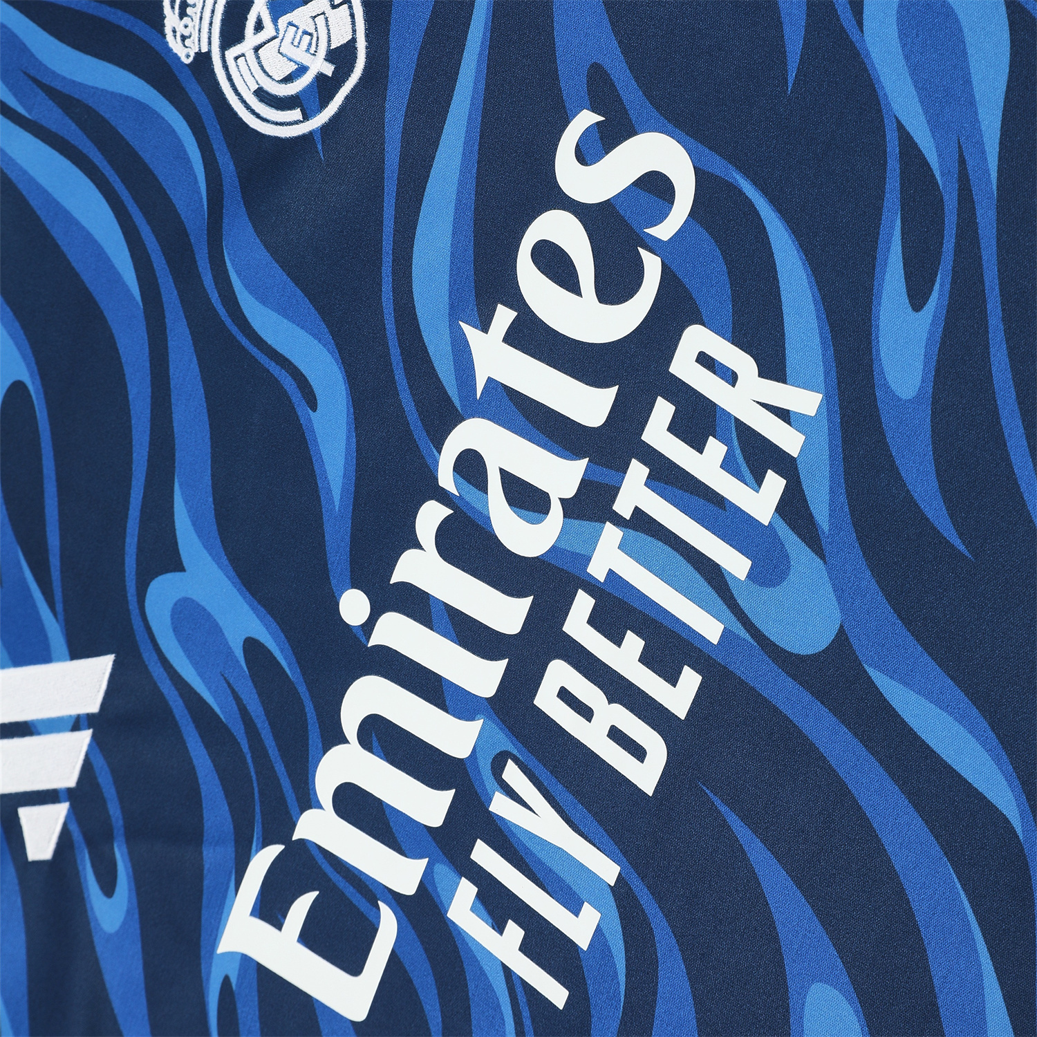 AlphaJersey-Real Madrid 25-26 Short-Sleeve Training Set - Blue Water Pattern Top & Deep Blue Shorts