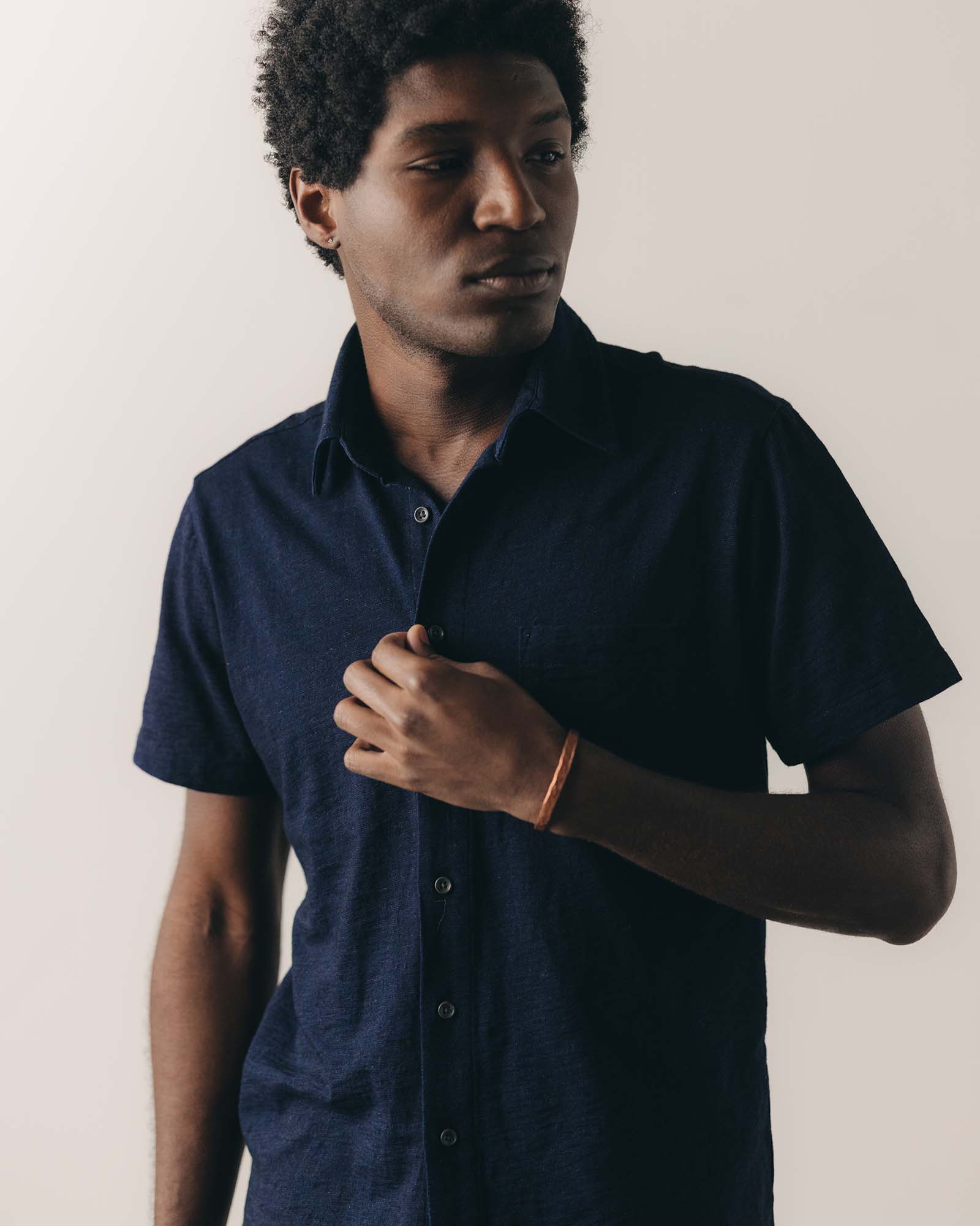 The Short Sleeve California in Rinsed Indigo Slub | Modern Menswear by yycbvcnbmmnbm
